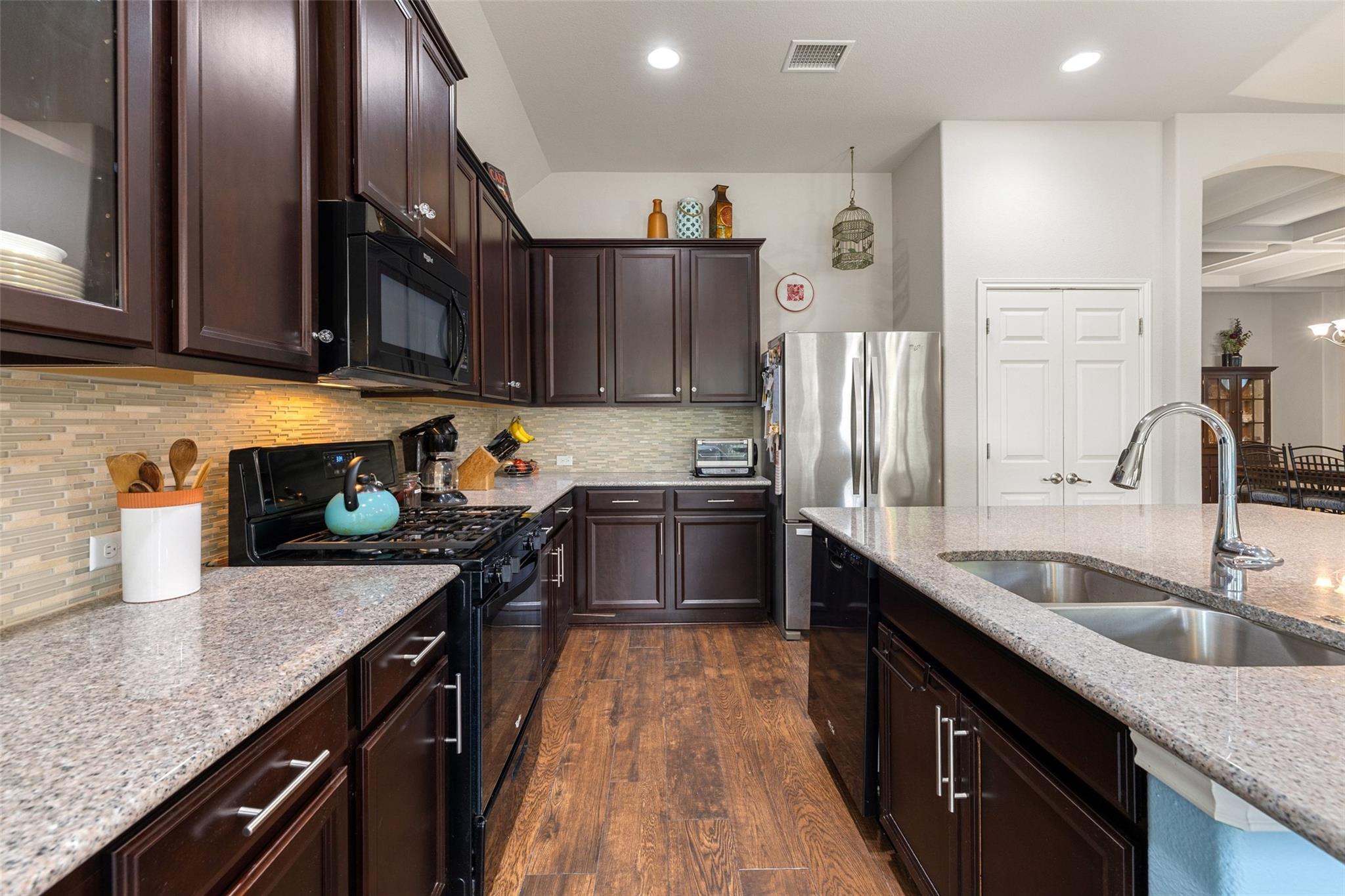 233 Sangiovese St, Leander, TX 78641