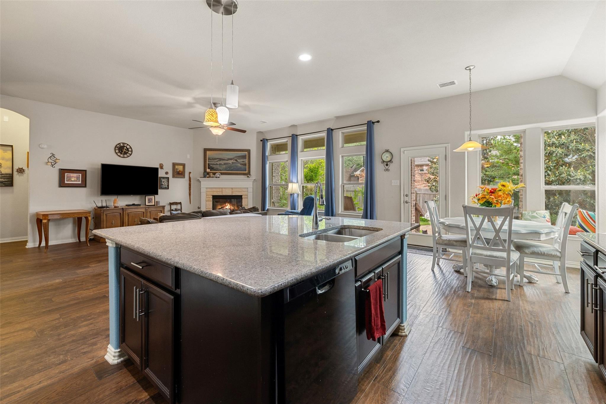 233 Sangiovese St, Leander, TX 78641