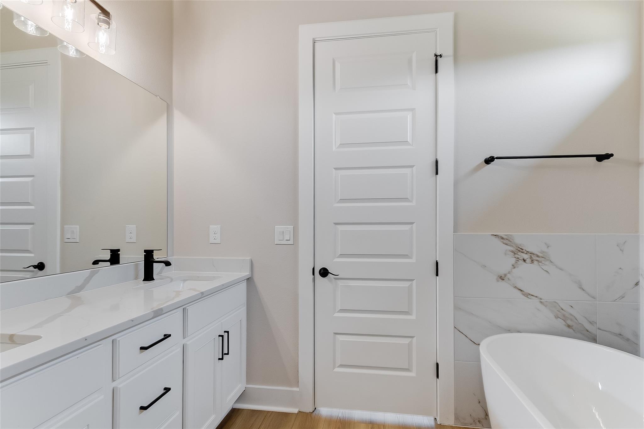 117 Rosebud Ranch Rd, Bertram, TX 78605