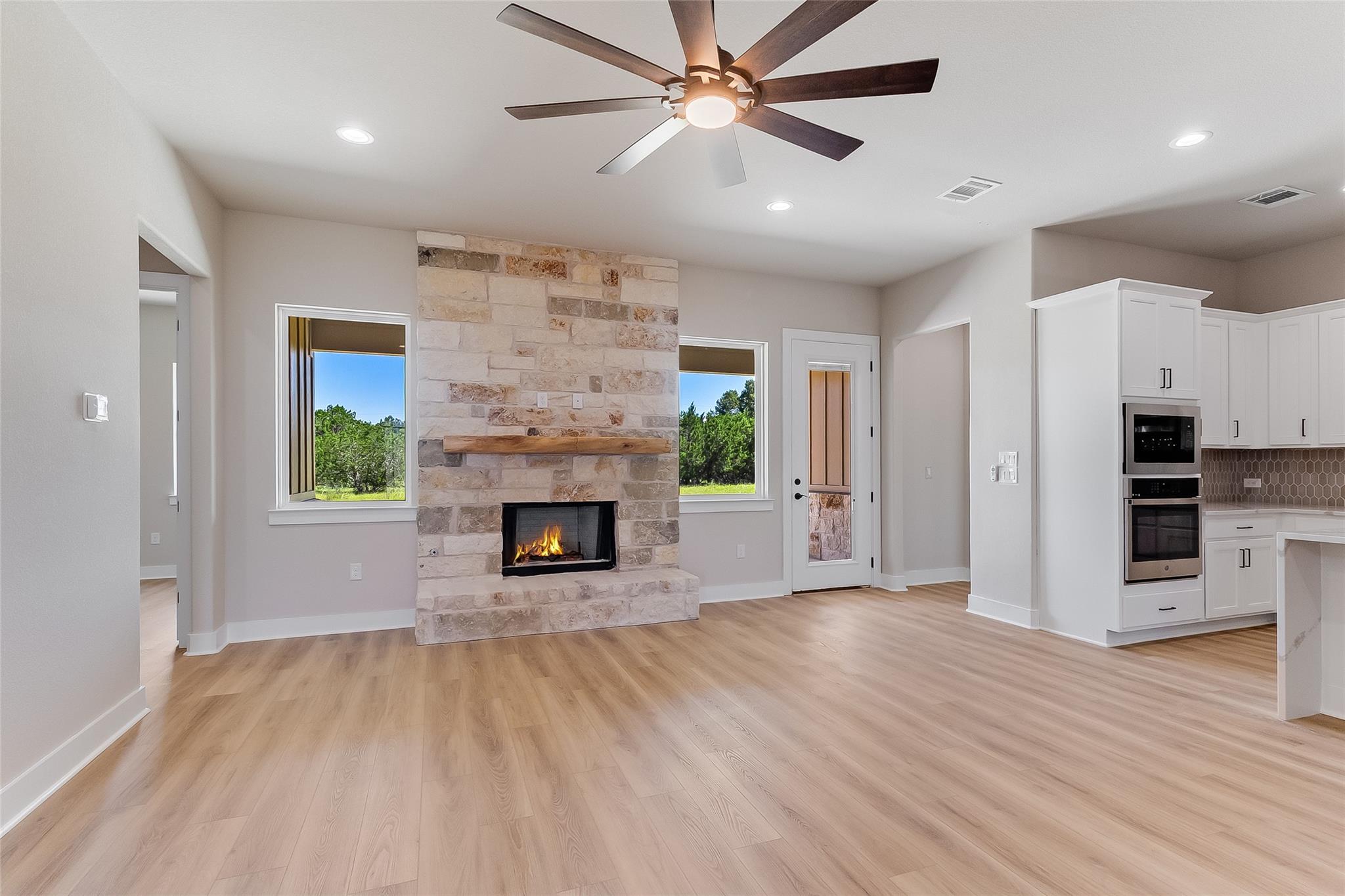 117 Rosebud Ranch Rd, Bertram, TX 78605