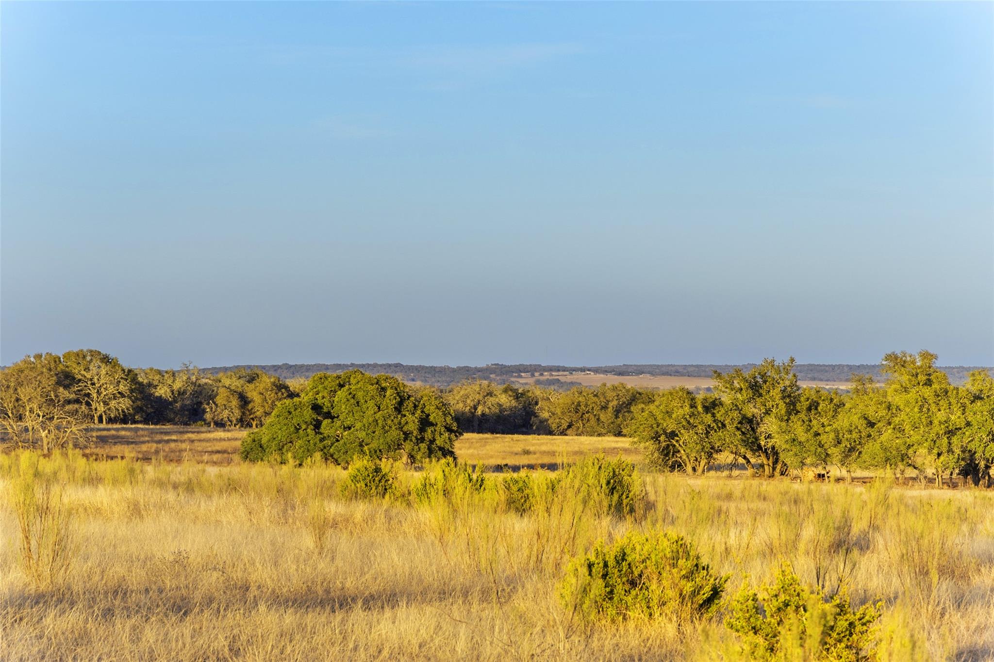 2227 Klein-Ahrens Rd, Fredericksburg, TX 78624