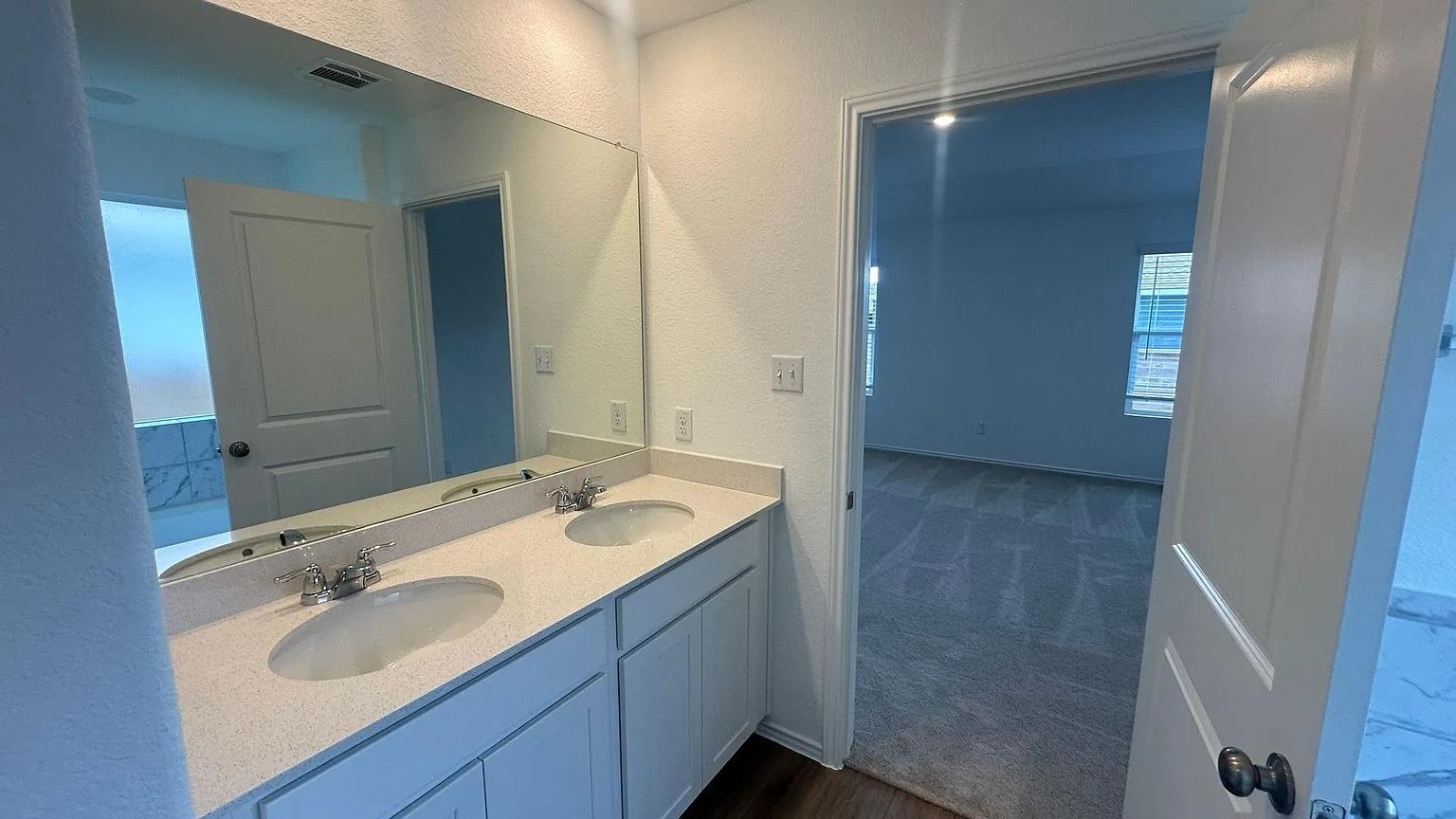 121 Tofalla, Kyle, TX 78640