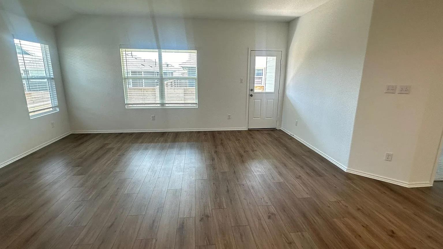 121 Tofalla, Kyle, TX 78640