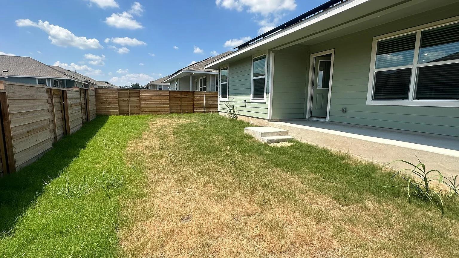 121 Tofalla, Kyle, TX 78640