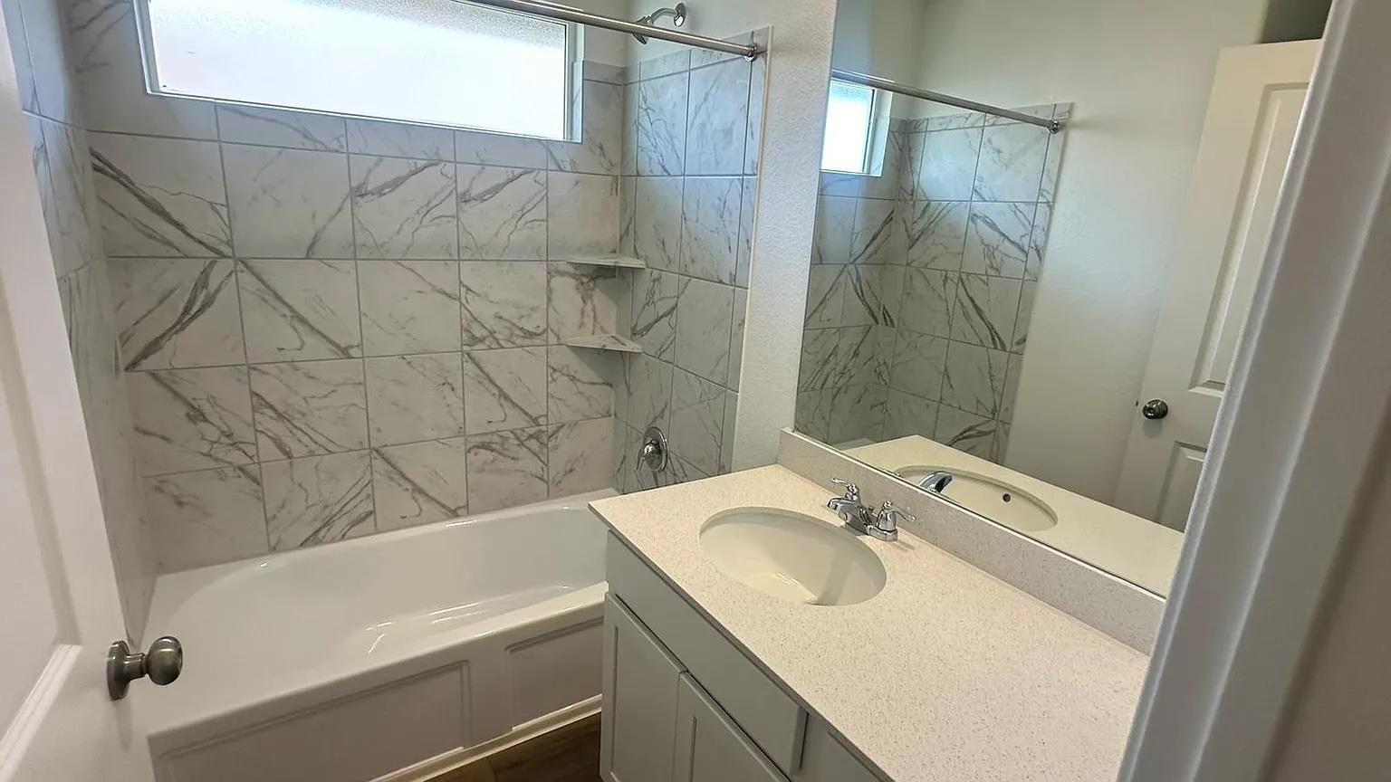 121 Tofalla, Kyle, TX 78640