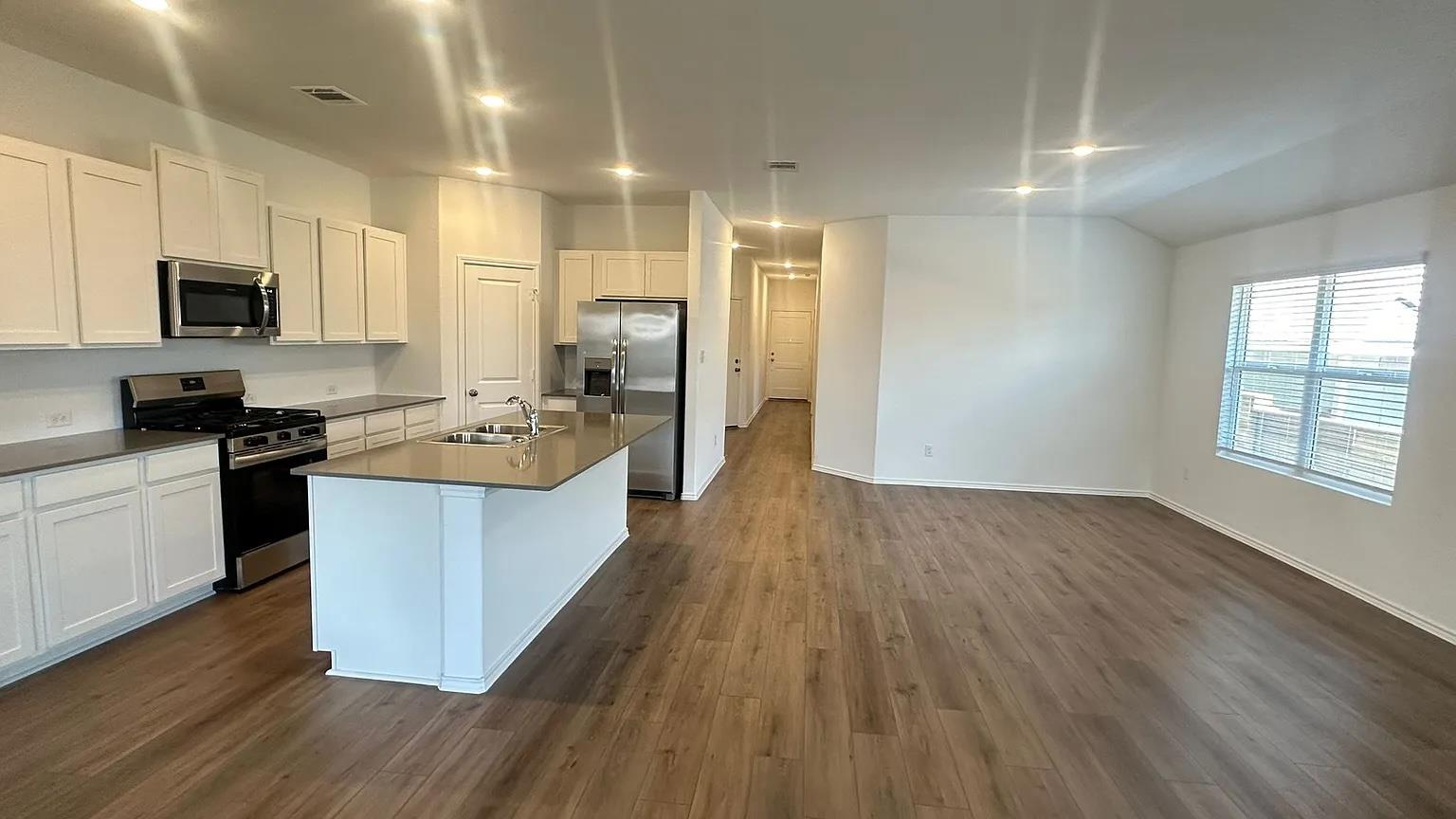 121 Tofalla, Kyle, TX 78640