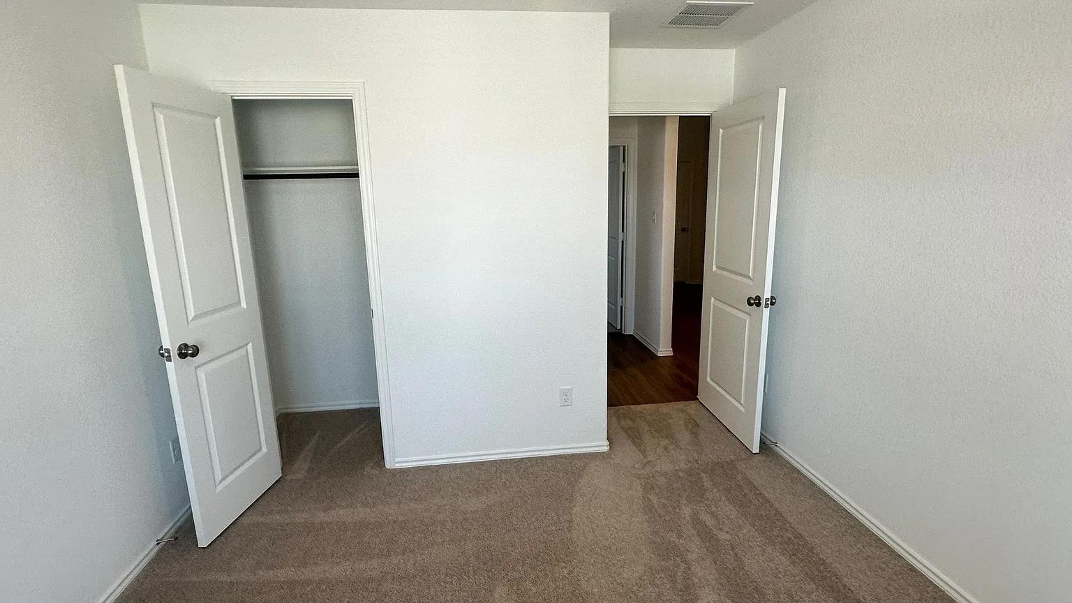 121 Tofalla, Kyle, TX 78640