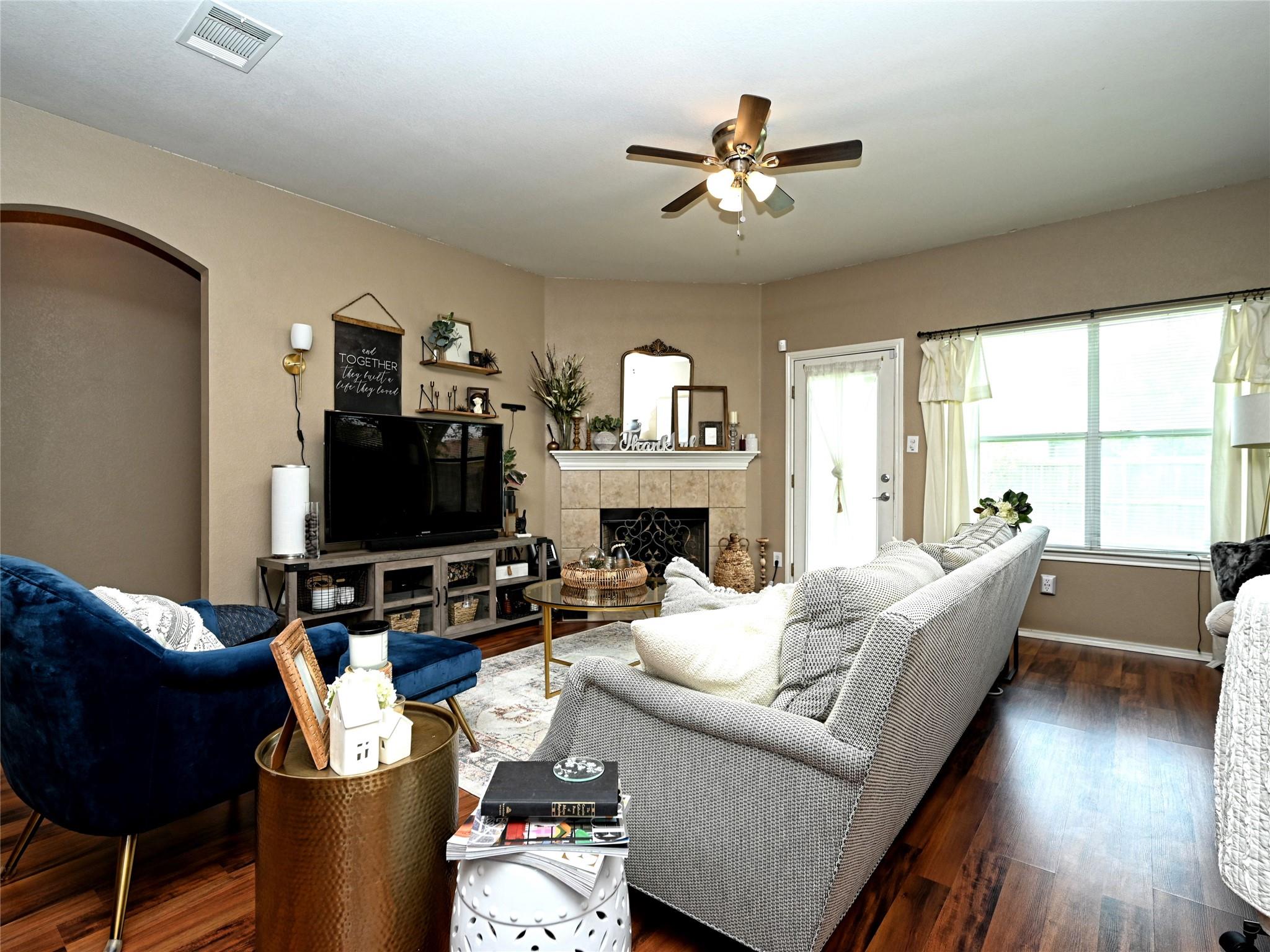 11401 Dimmitt St, Manor, TX 78653