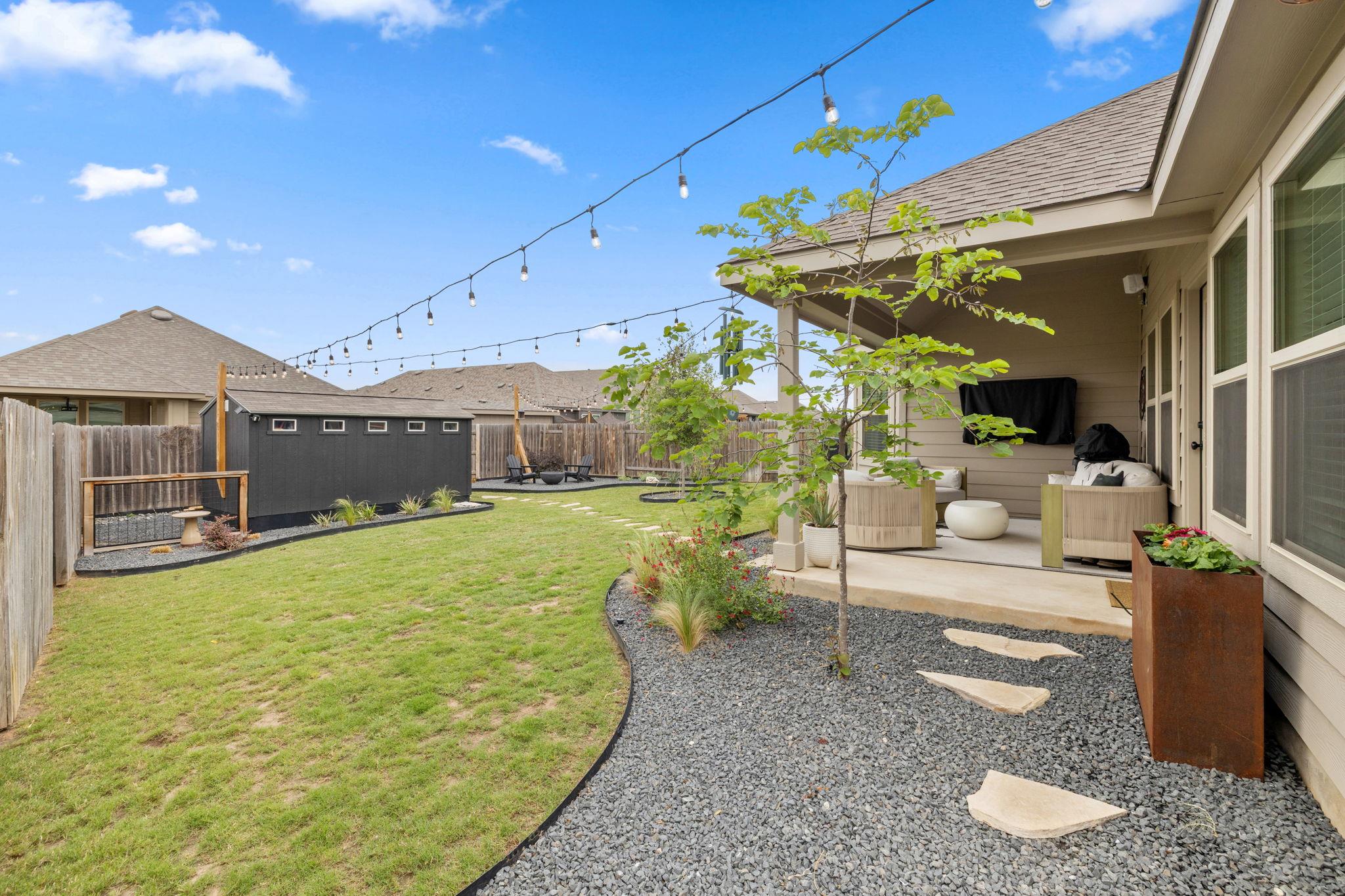 330 Bay Breeze Dr, Kyle, TX 78640