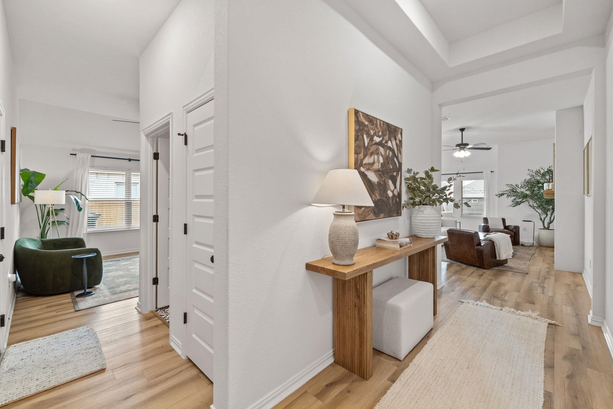 330 Bay Breeze Dr, Kyle, TX 78640