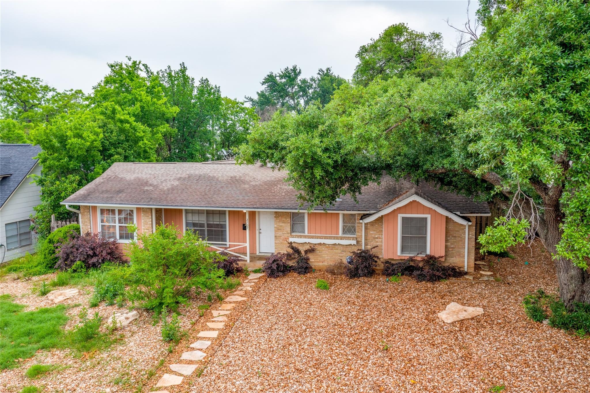 2707 East Side Dr, Austin, TX 78704