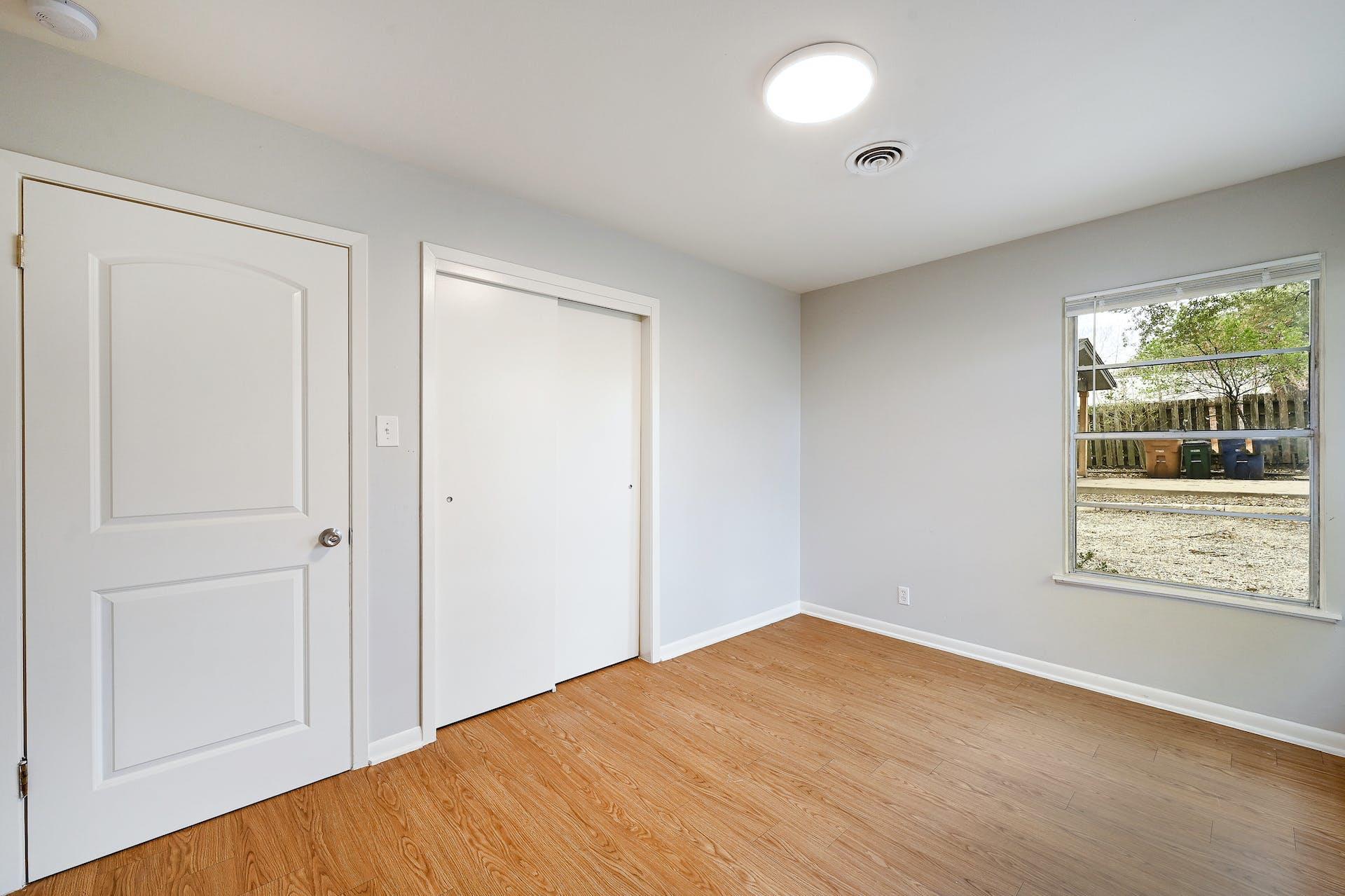 2707 East Side Dr, Austin, TX 78704