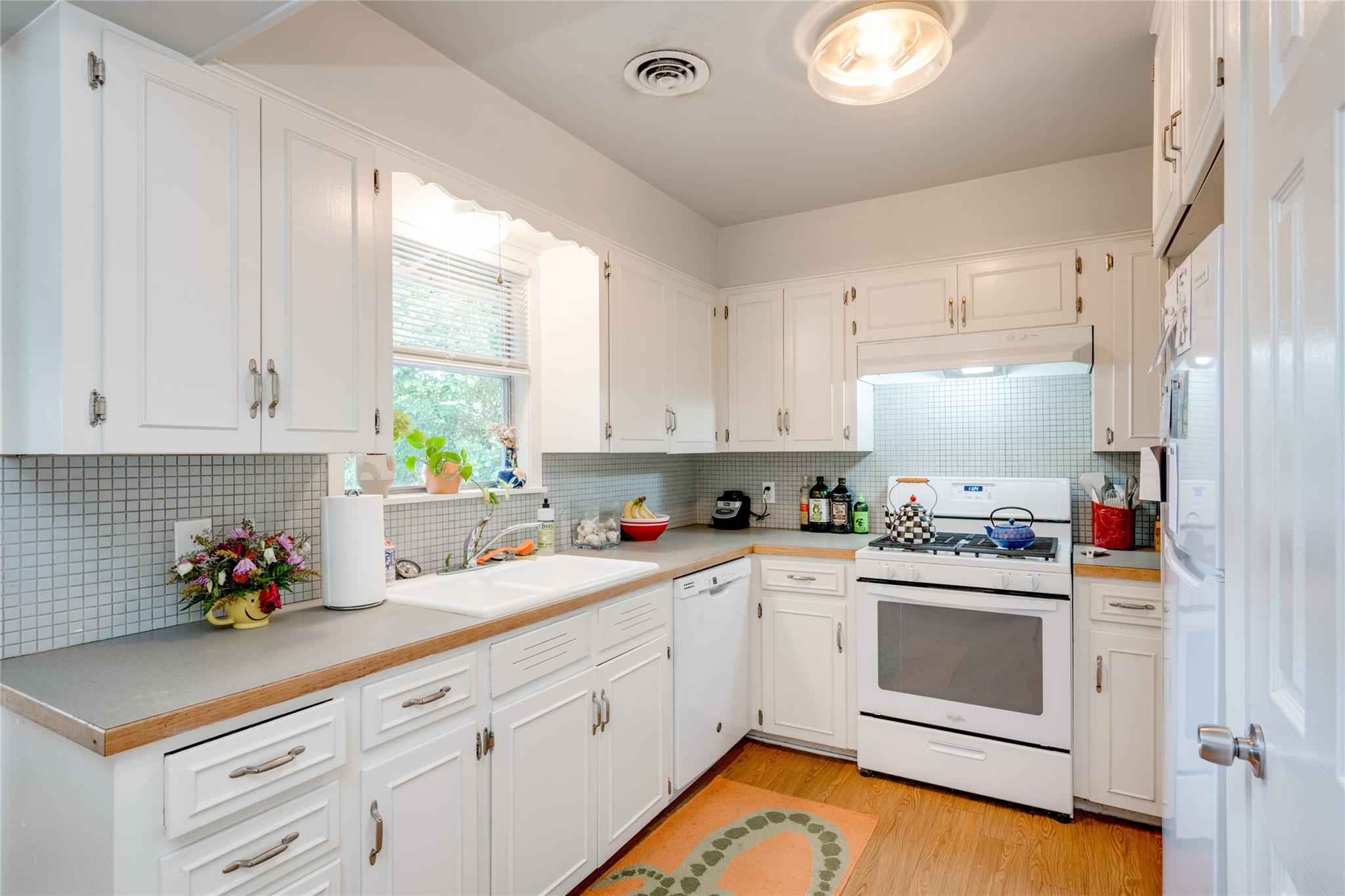 2707 East Side Dr, Austin, TX 78704