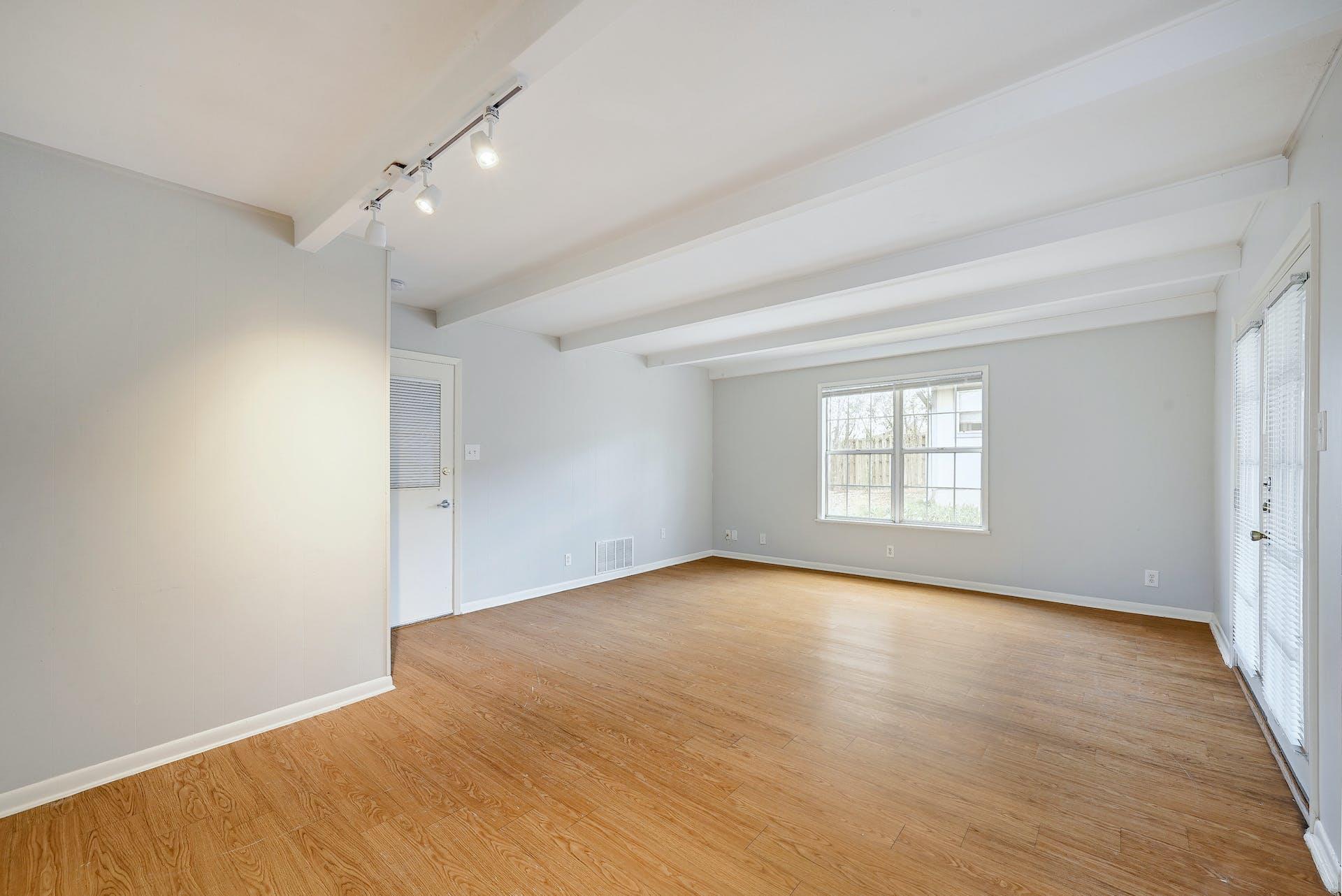 2707 East Side Dr, Austin, TX 78704