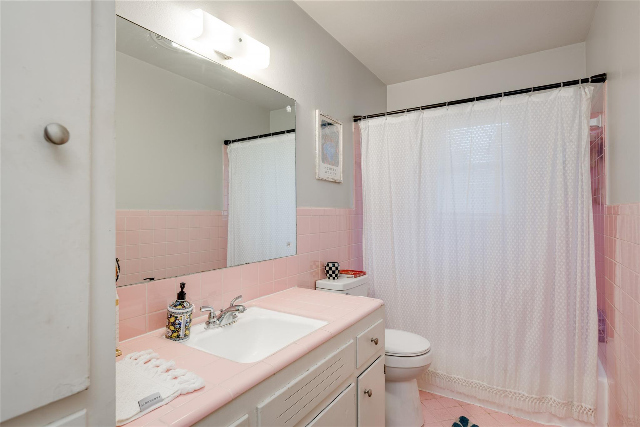 2707 East Side Dr, Austin, TX 78704