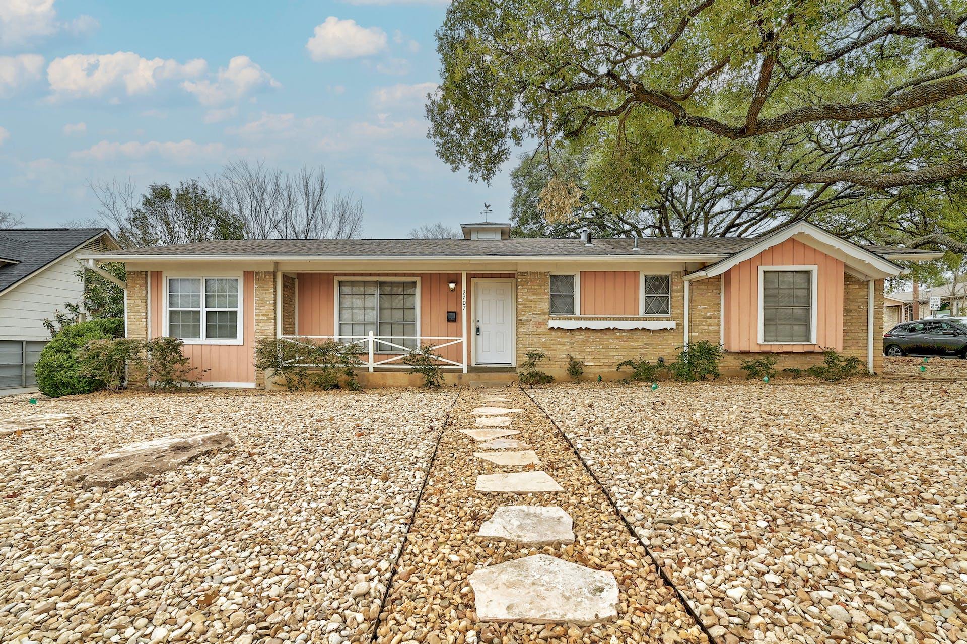 2707 East Side Dr, Austin, TX 78704