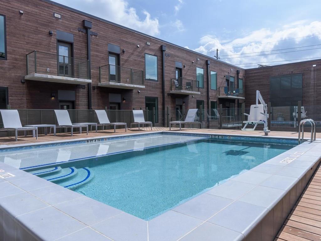 1800 E 4th St # 225, Austin, TX 78702