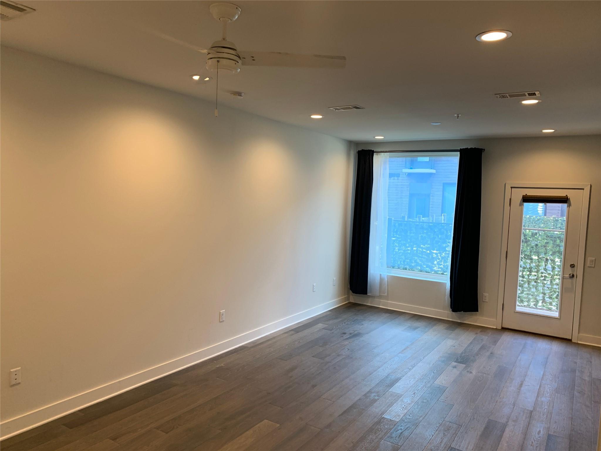 1800 E 4th St # 225, Austin, TX 78702