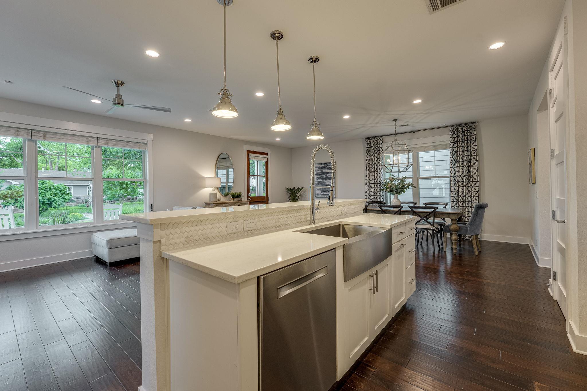 2604 Bland St, Austin, TX 78703