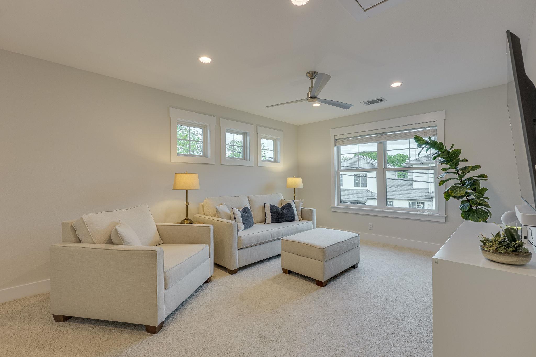 2604 Bland St, Austin, TX 78703