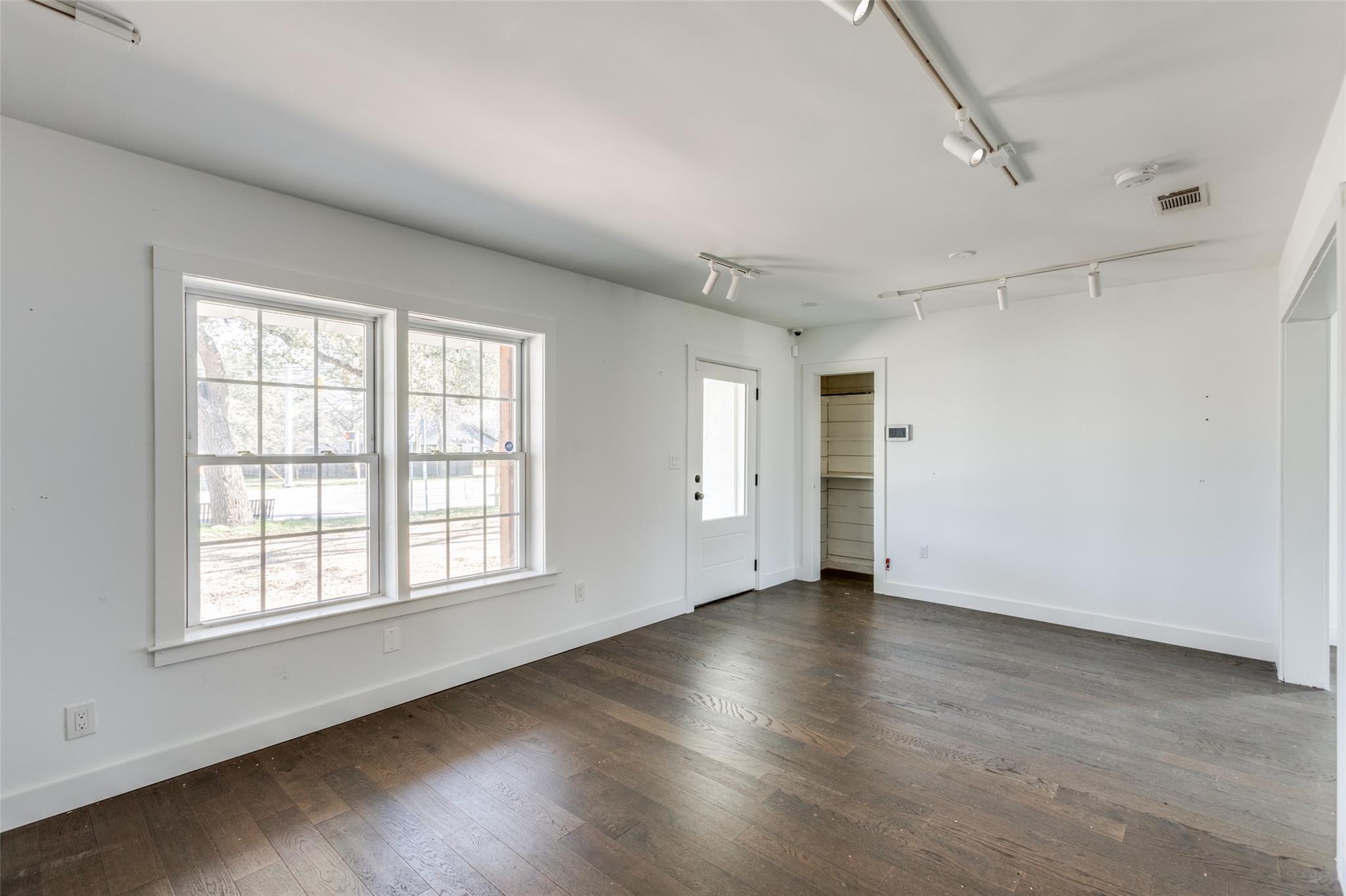 3908 Menchaca Dr, Austin, TX 78704