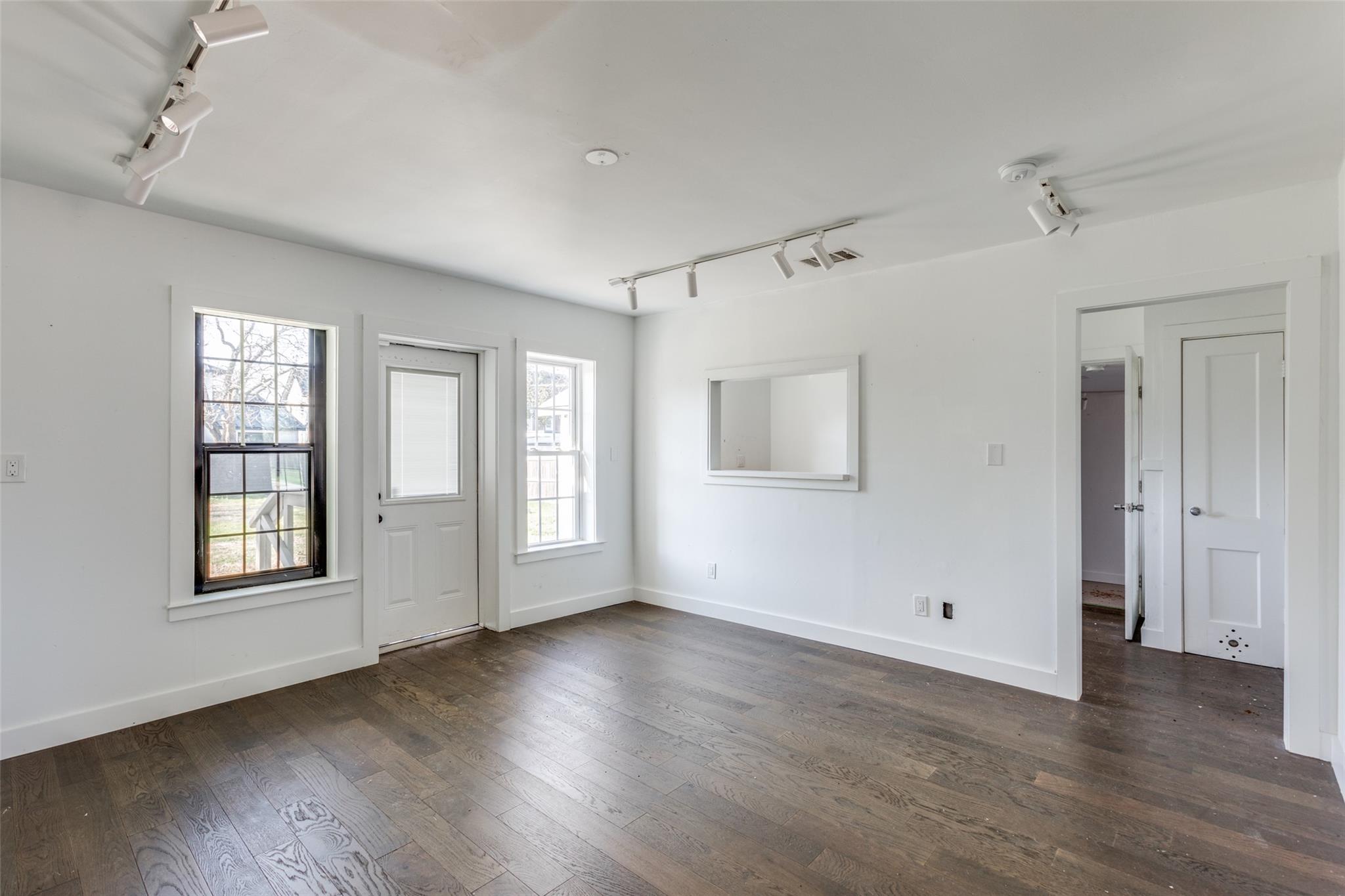 3908 Menchaca Dr, Austin, TX 78704