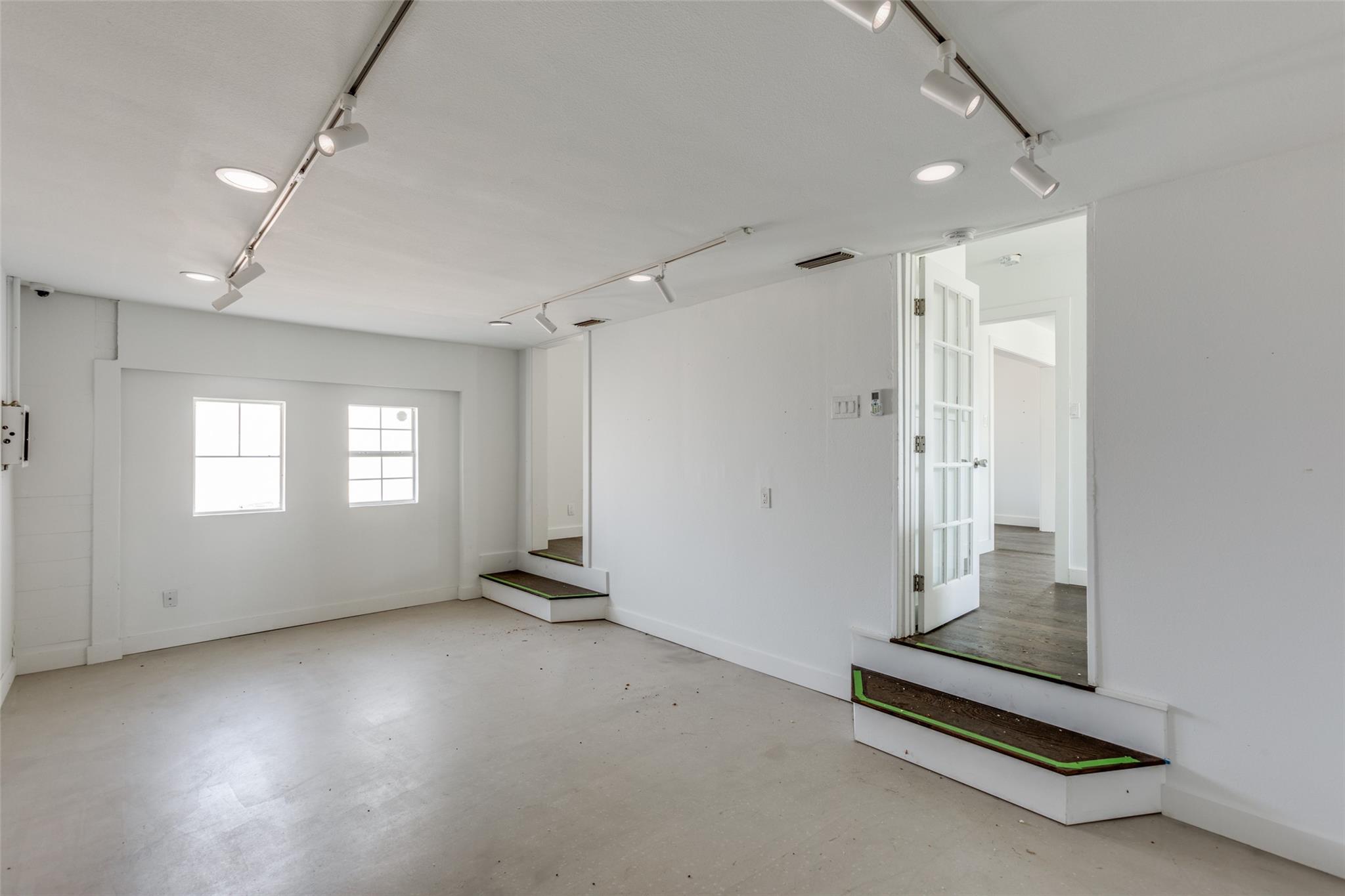 3908 Menchaca Dr, Austin, TX 78704