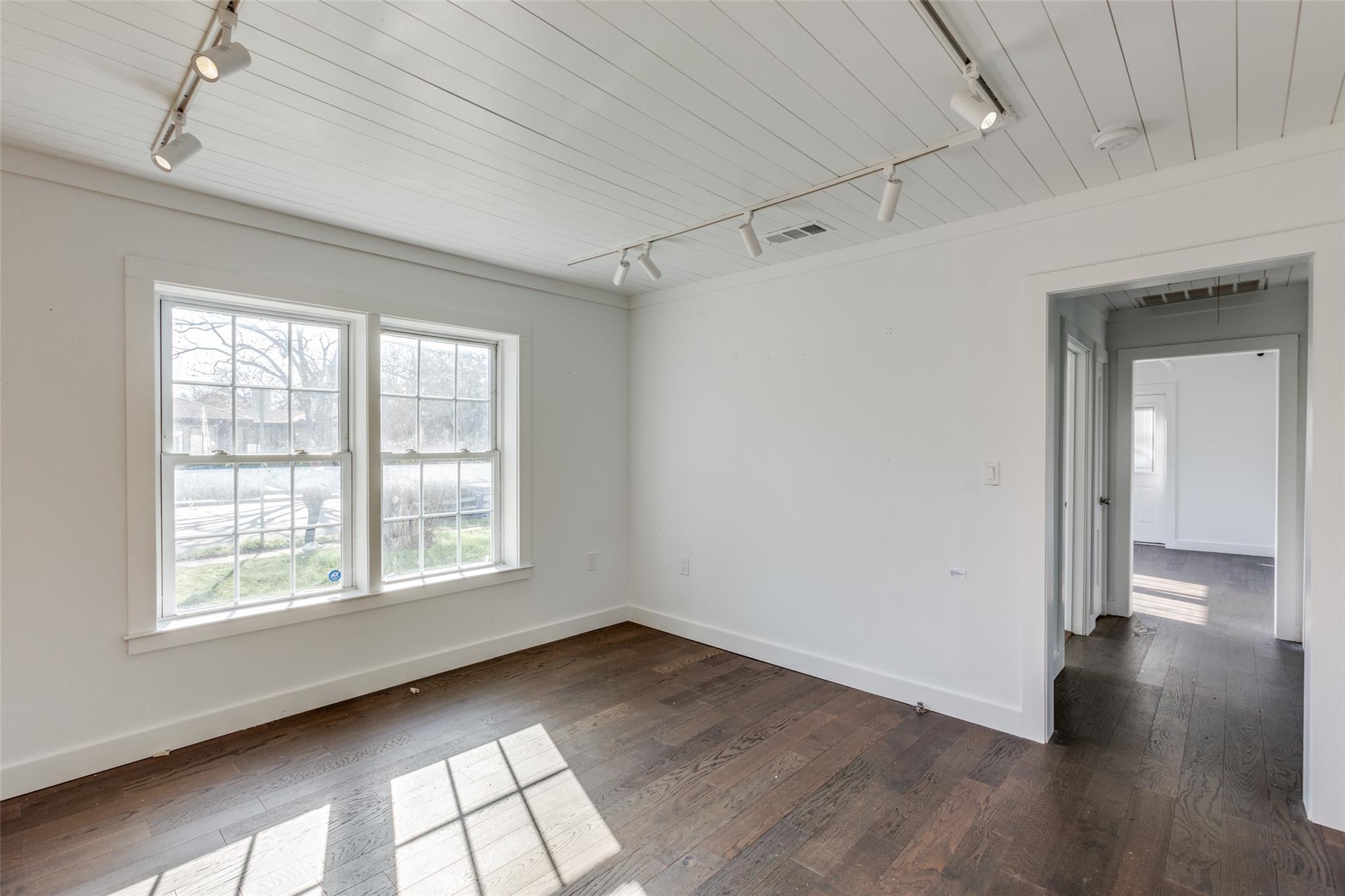 3908 Menchaca Dr, Austin, TX 78704