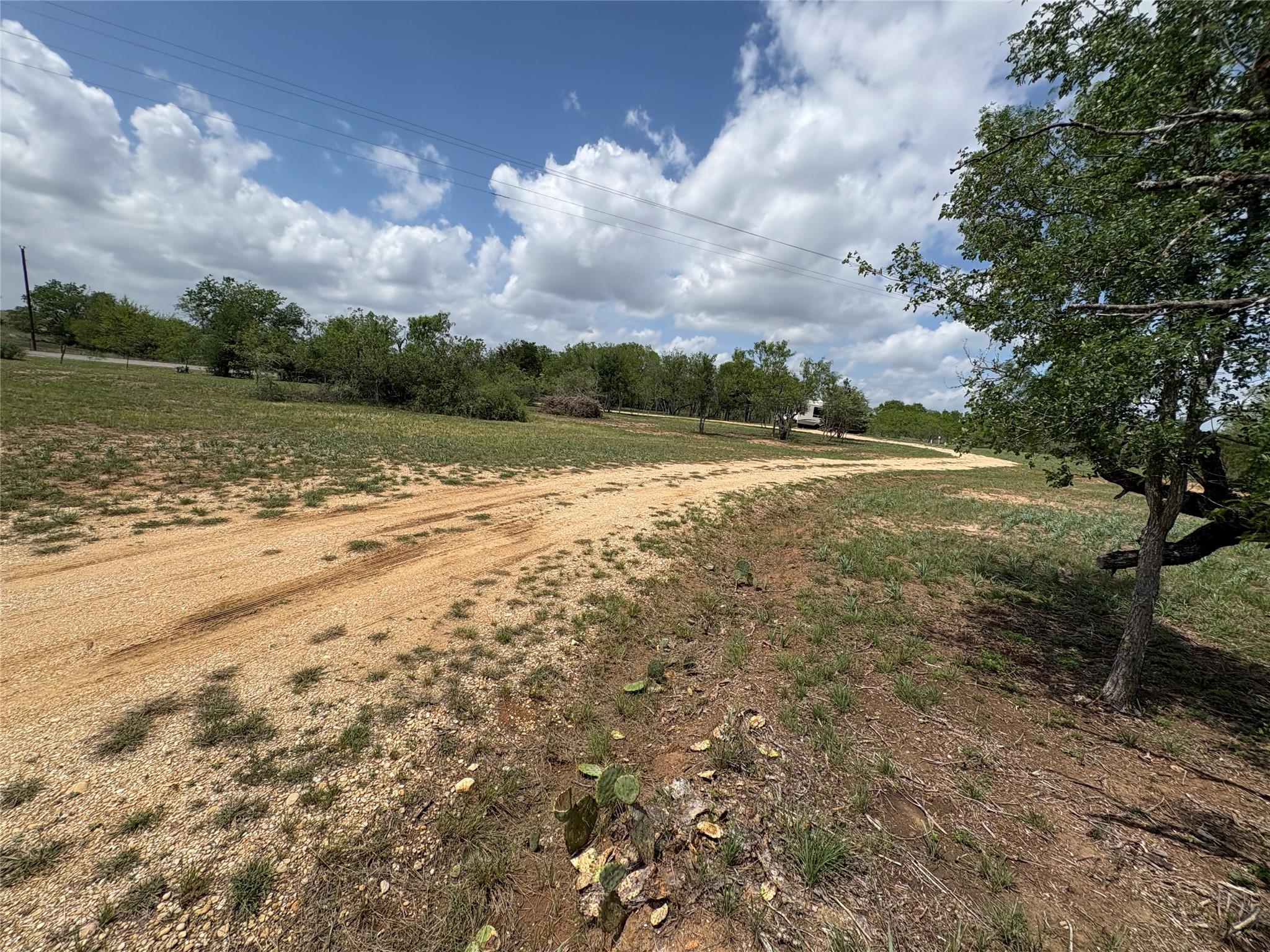 287 Fm-713, Lockhart, TX 78644