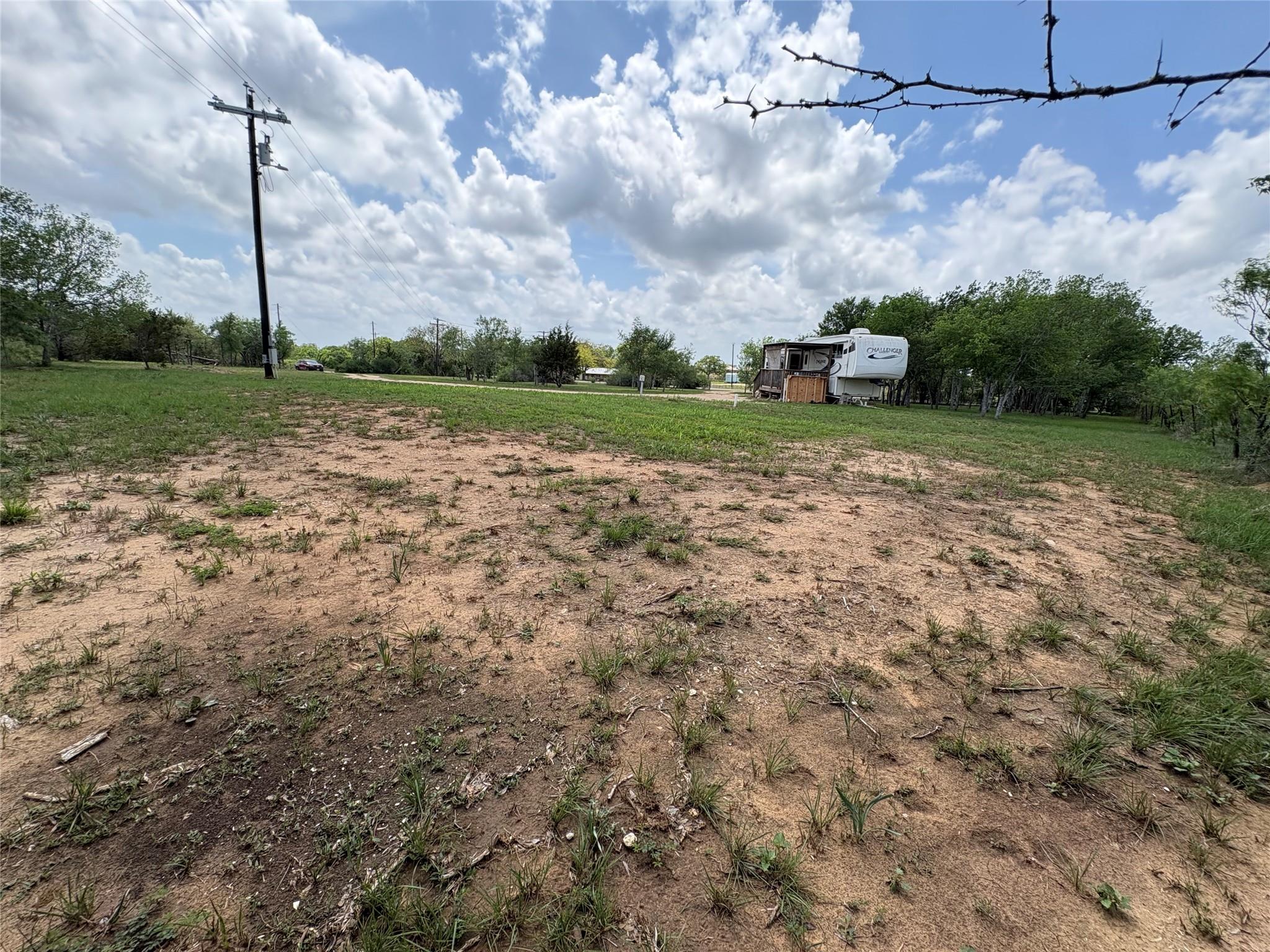287 Fm-713, Lockhart, TX 78644