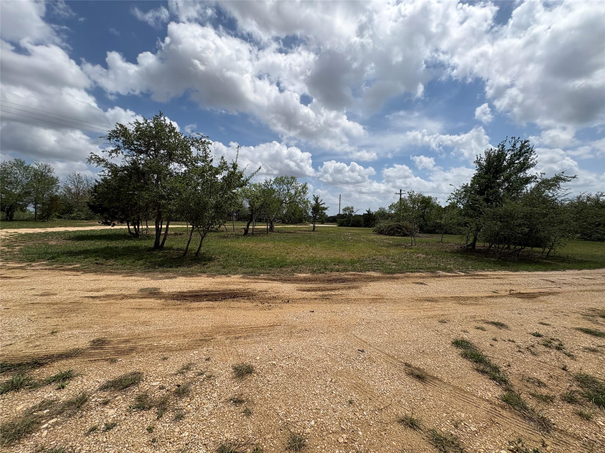 287 Fm-713, Lockhart, TX 78644