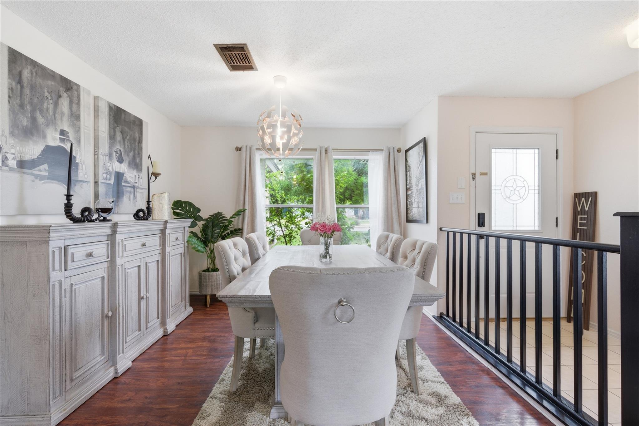 2900 Donnell Dr, Round Rock, TX 78664