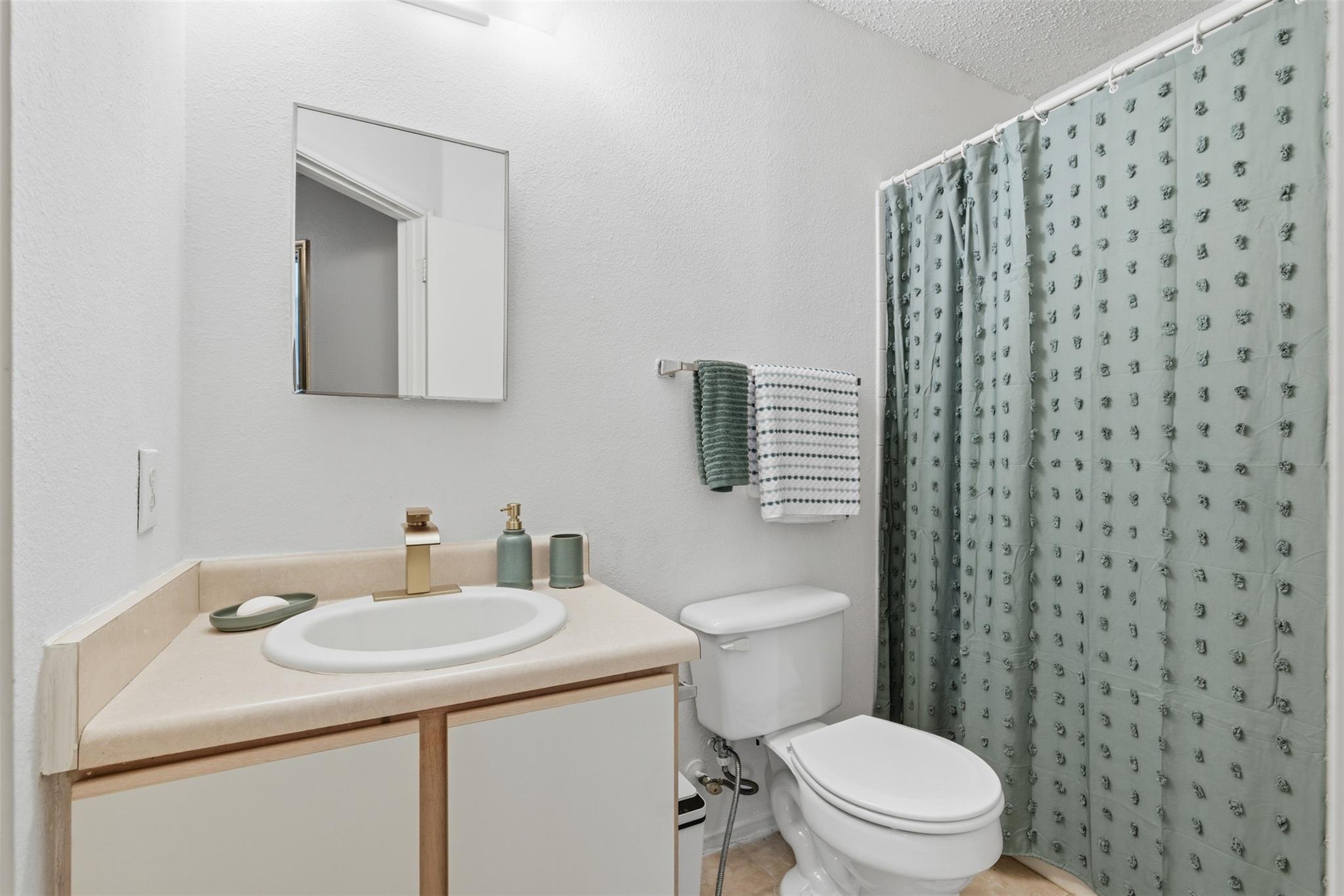 2900 Donnell Dr, Round Rock, TX 78664