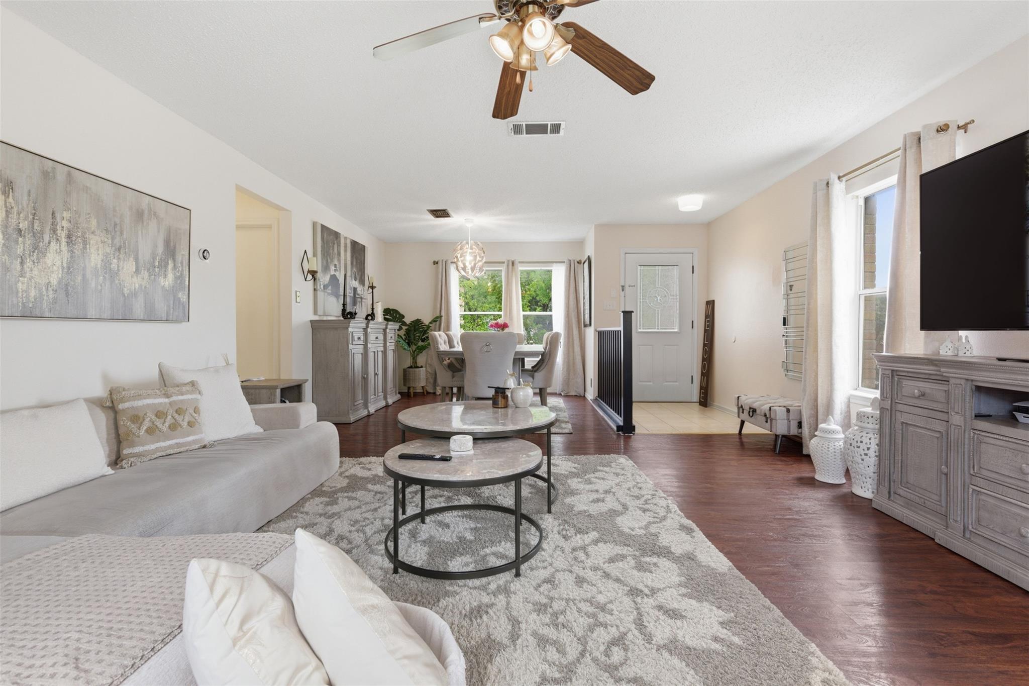 2900 Donnell Dr, Round Rock, TX 78664