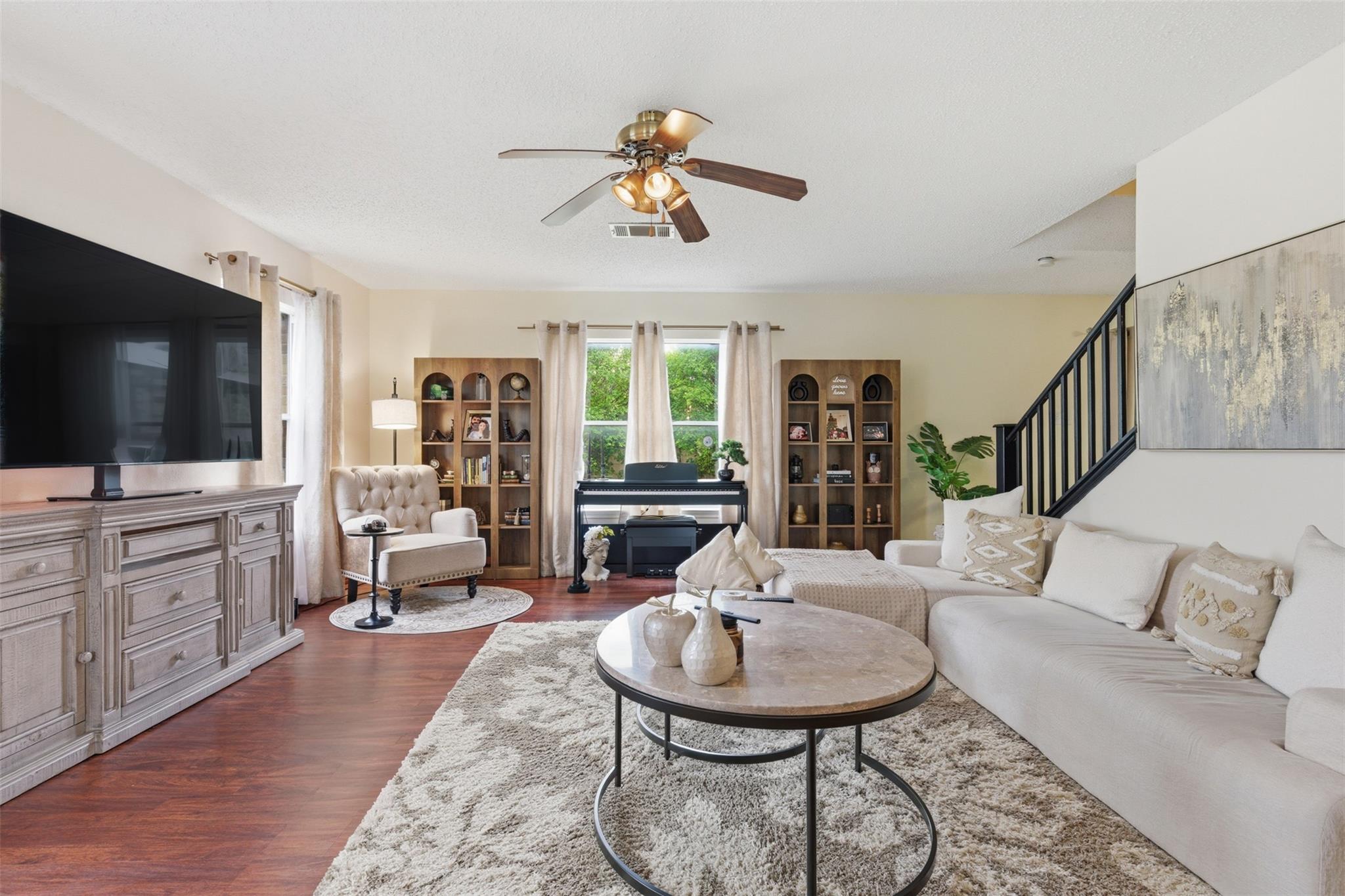 2900 Donnell Dr, Round Rock, TX 78664