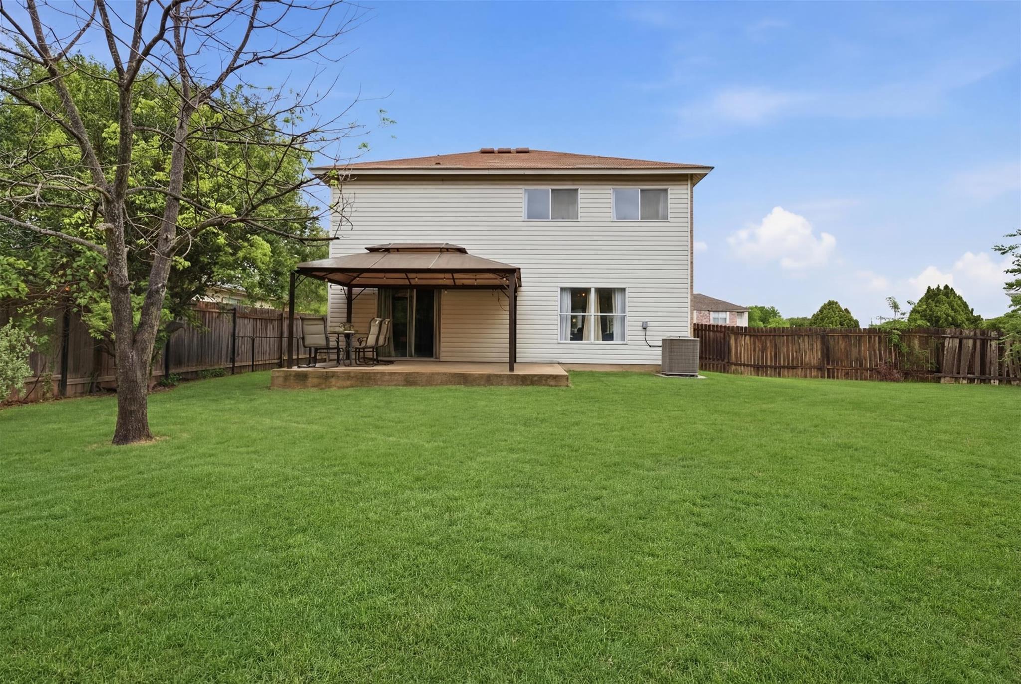 2900 Donnell Dr, Round Rock, TX 78664