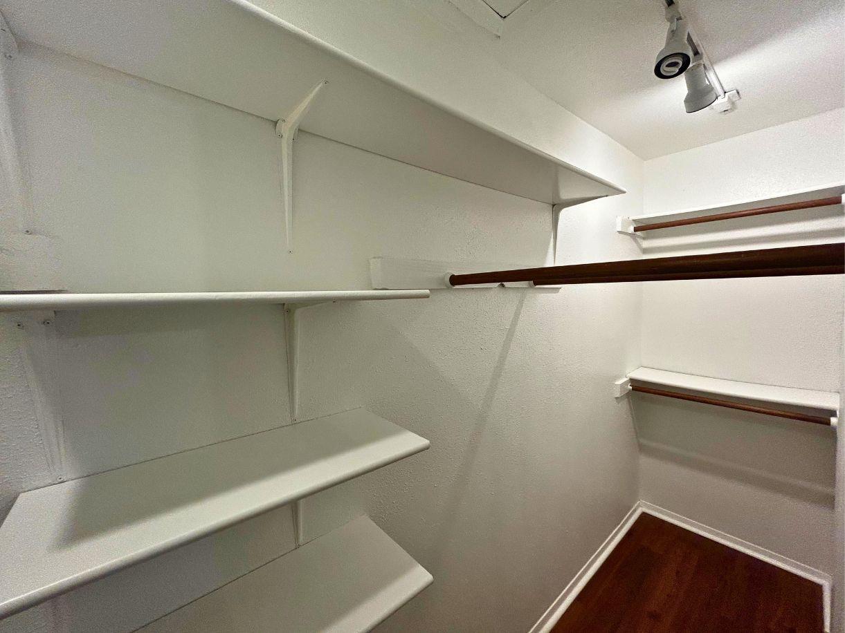 8210 Bent Tree Rd # 247, Austin, TX 78759