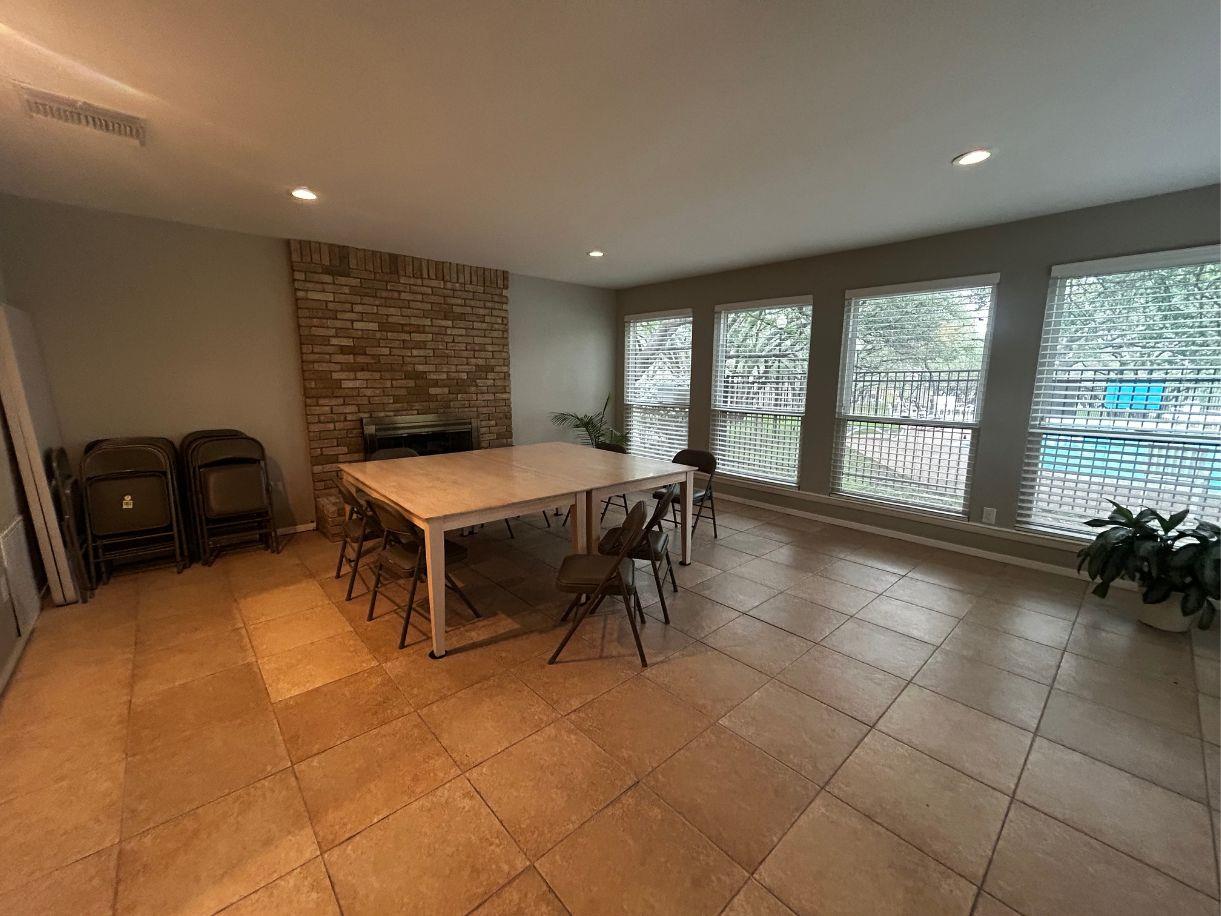 8210 Bent Tree Rd # 247, Austin, TX 78759