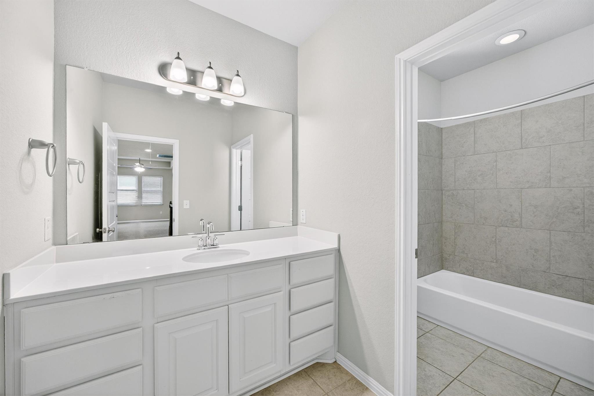 810 Clearwell St, Cedar Park, TX 78613