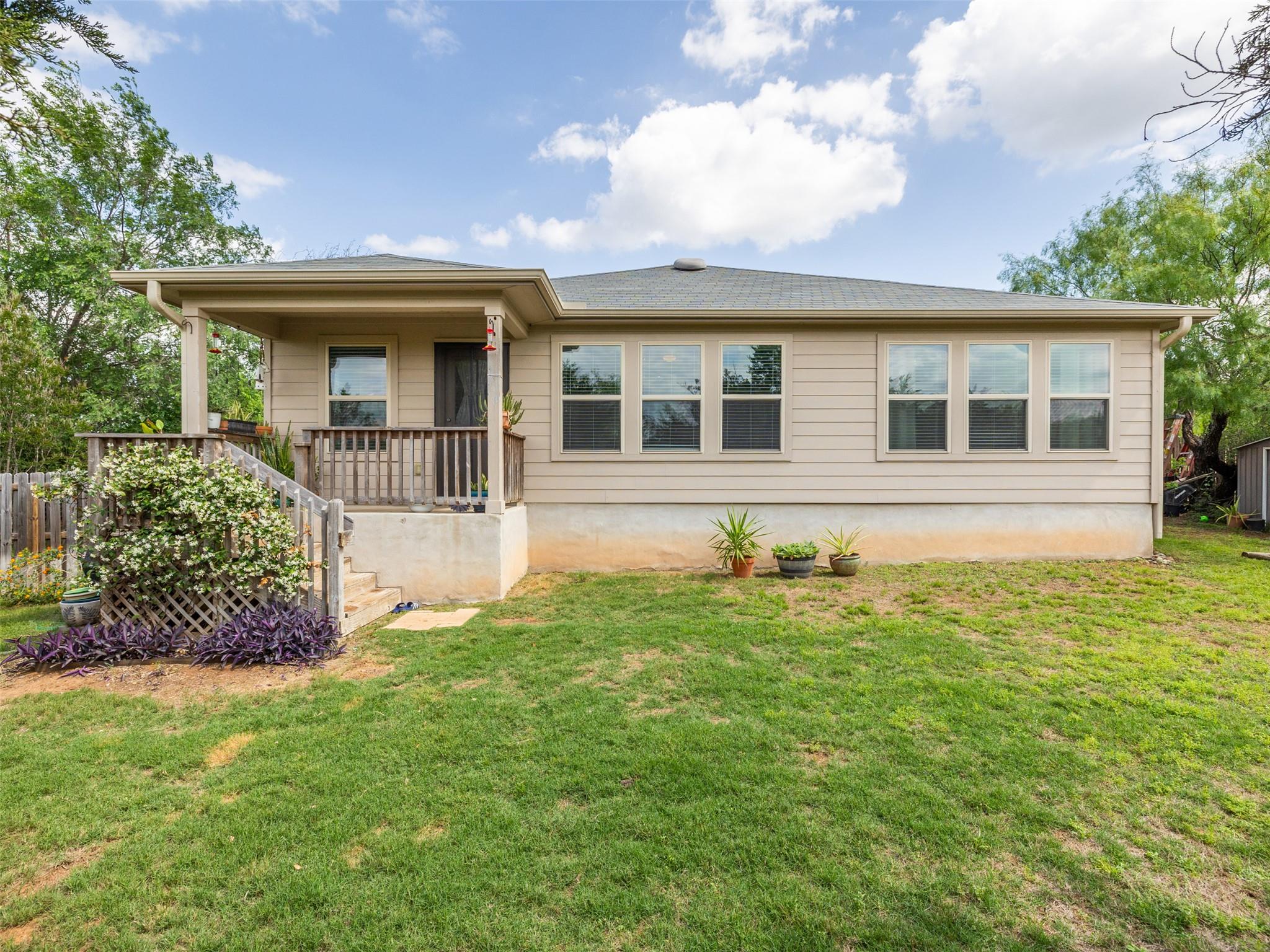 2302 Patriot Dr, Lago Vista, TX 78645