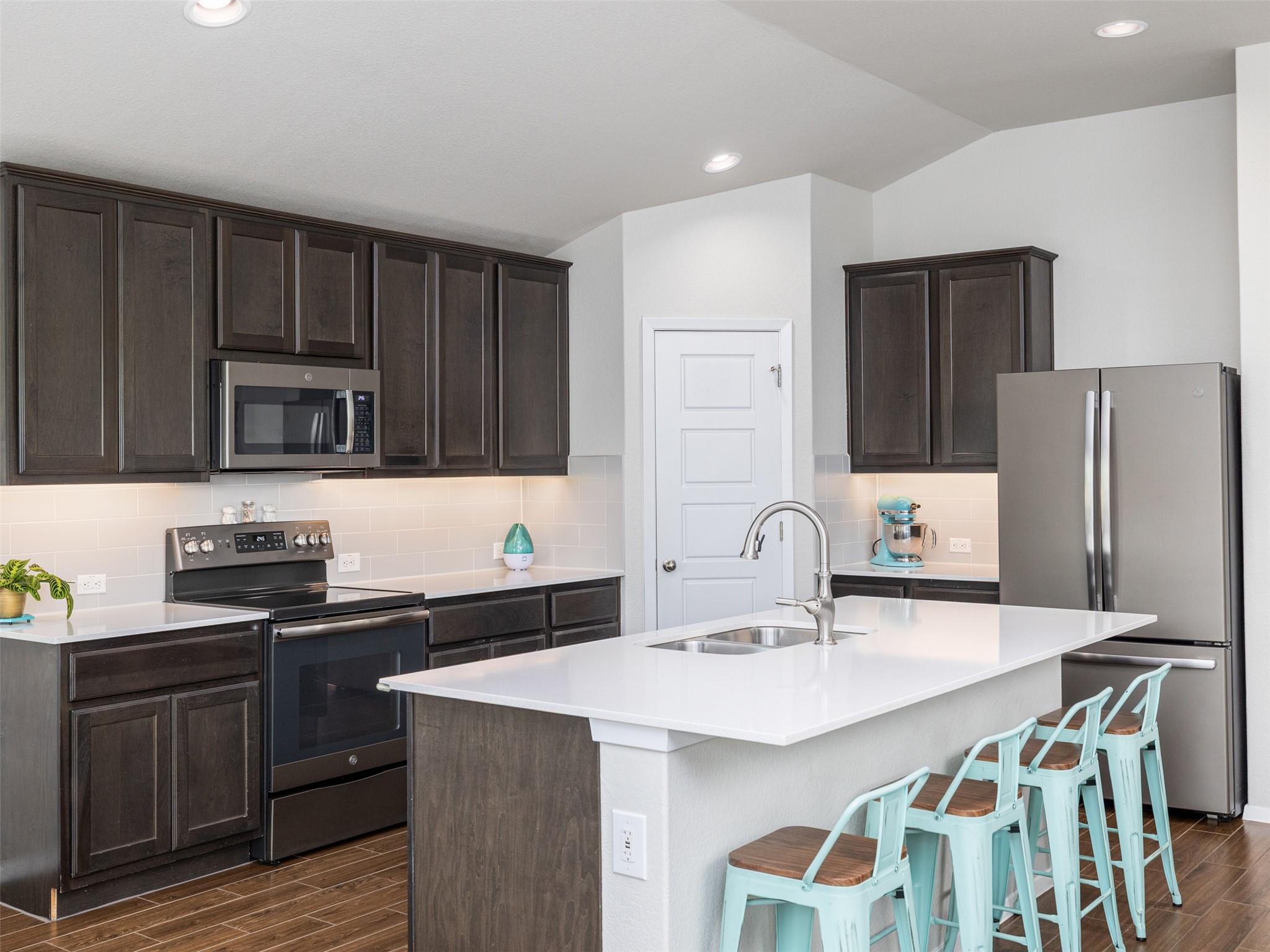 2302 Patriot Dr, Lago Vista, TX 78645