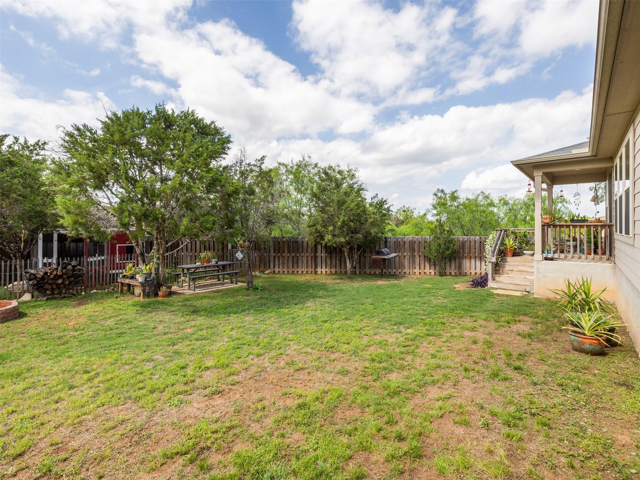 2302 Patriot Dr, Lago Vista, TX 78645
