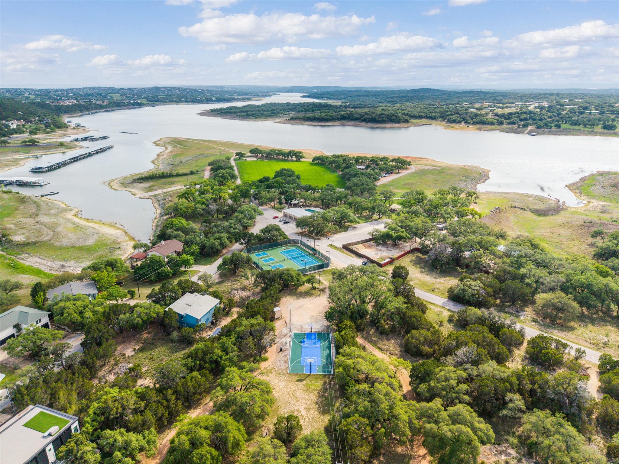 2302 Patriot Dr, Lago Vista, TX 78645