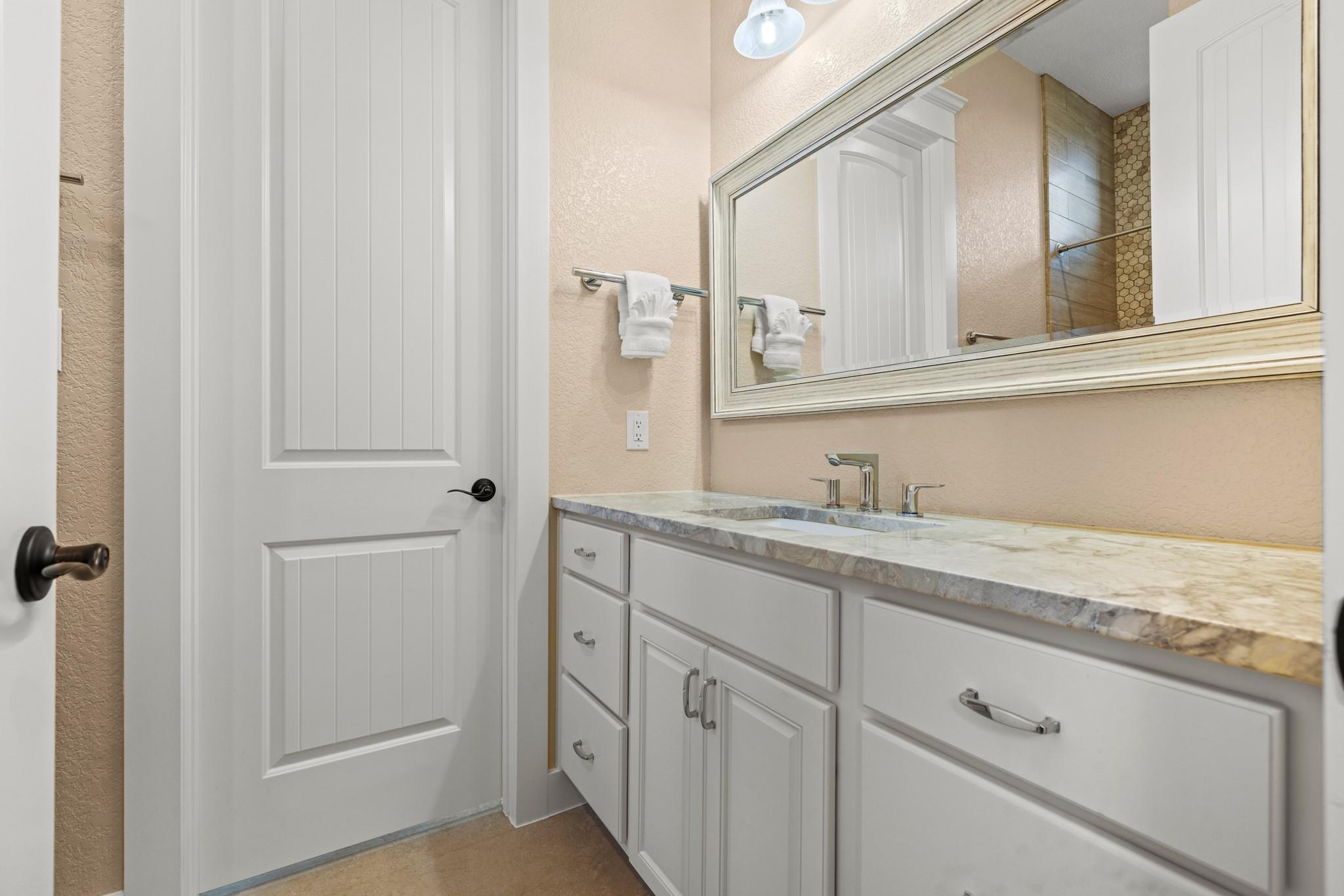 273 Admiral Heights Blvd, Fredericksburg, TX 78624