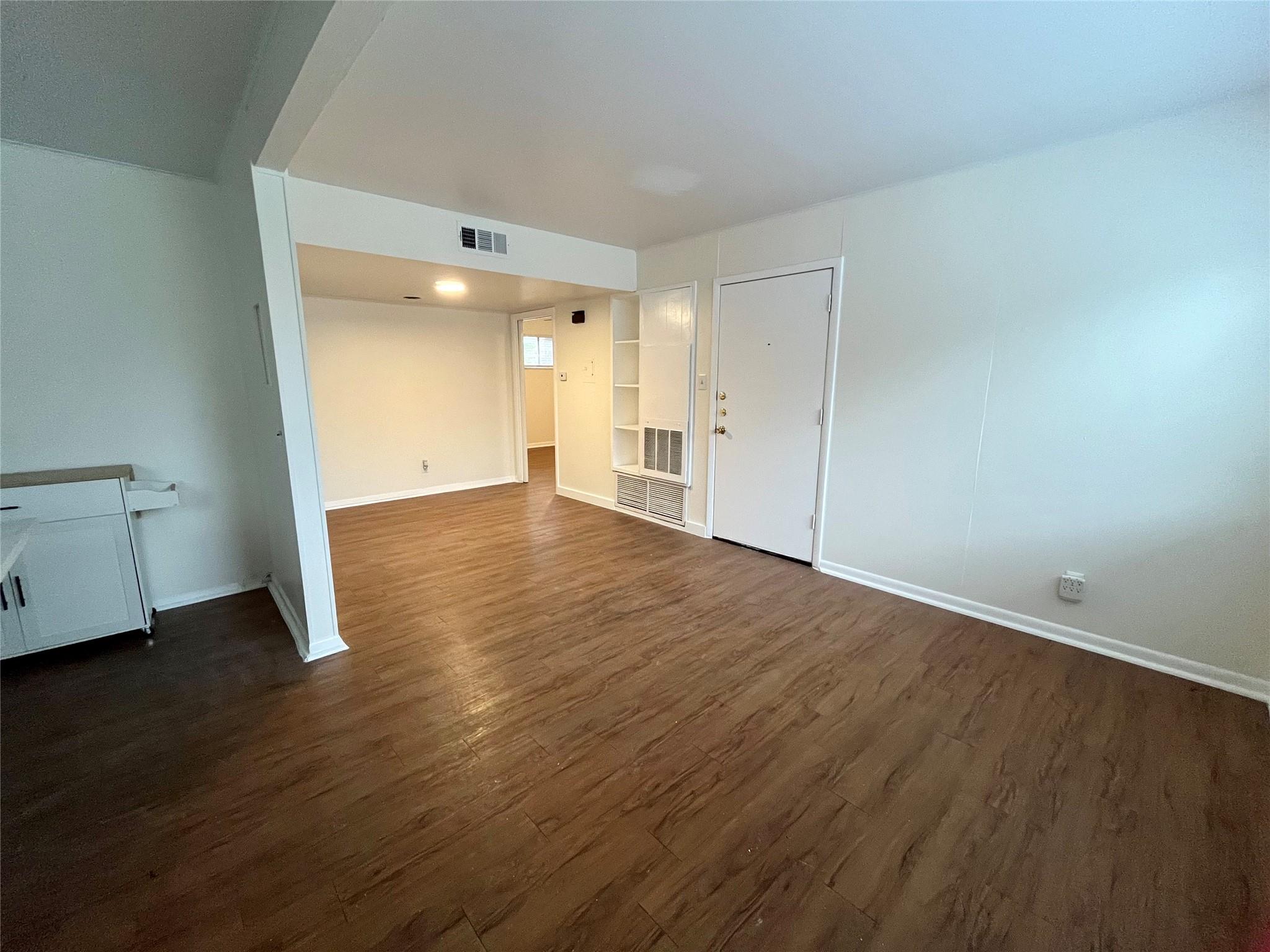 3304 Red River St # 101, Austin, TX 78705