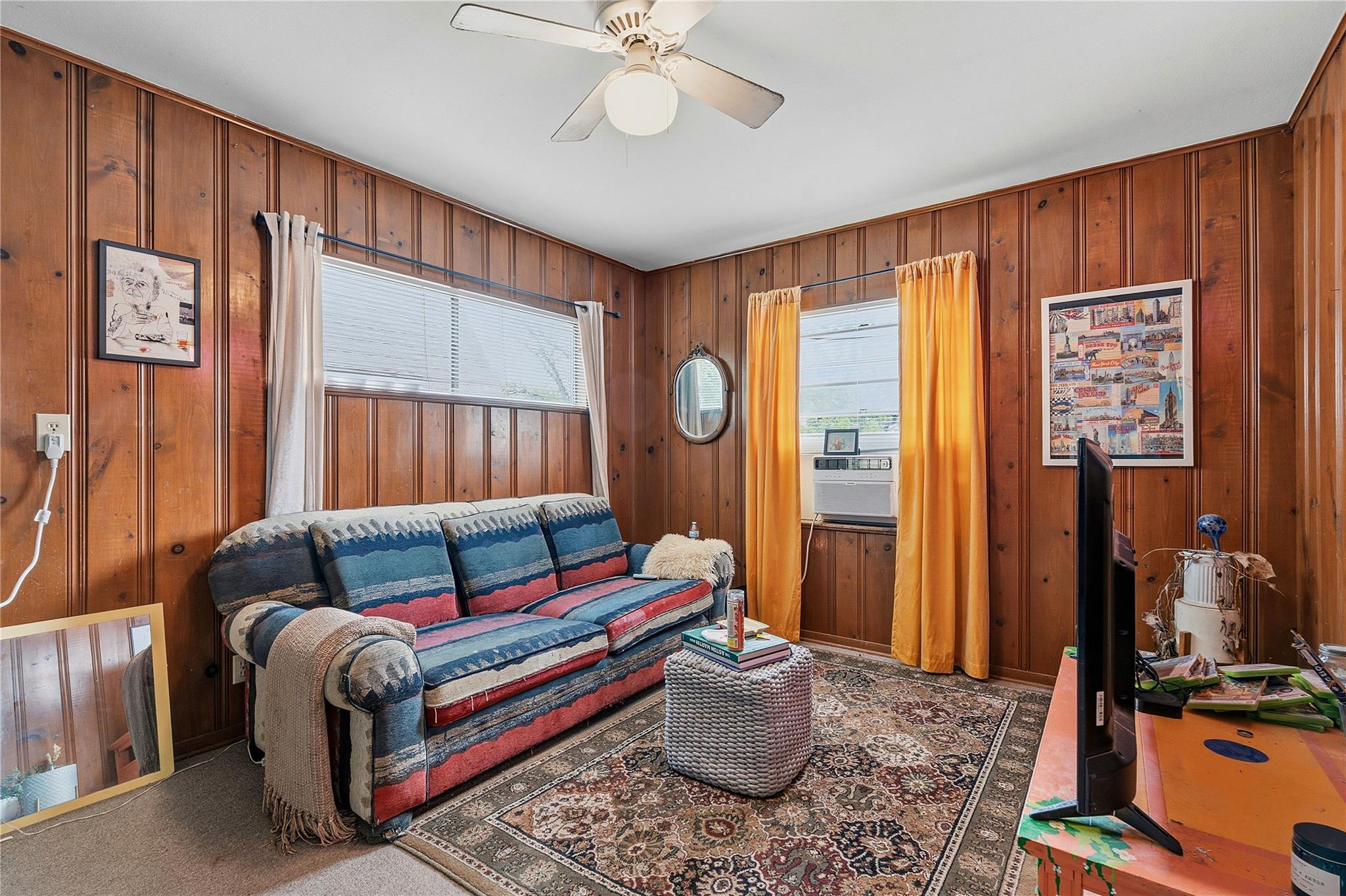 609 Carolyn Ave, Austin, TX 78705