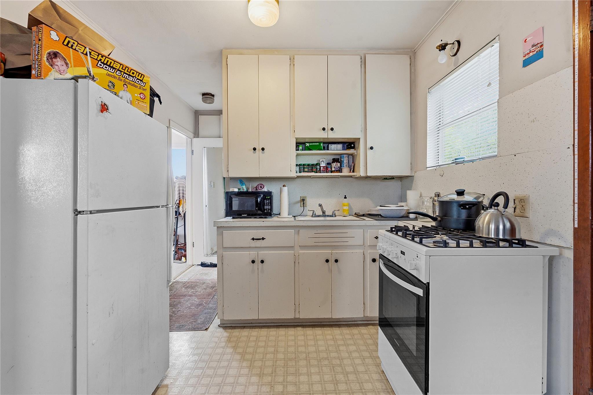 609 Carolyn Ave, Austin, TX 78705