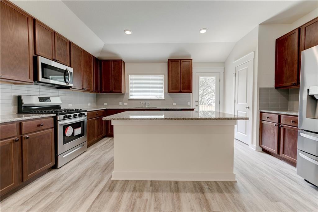 1328 Kneehigh Dr, Georgetown, TX 76833