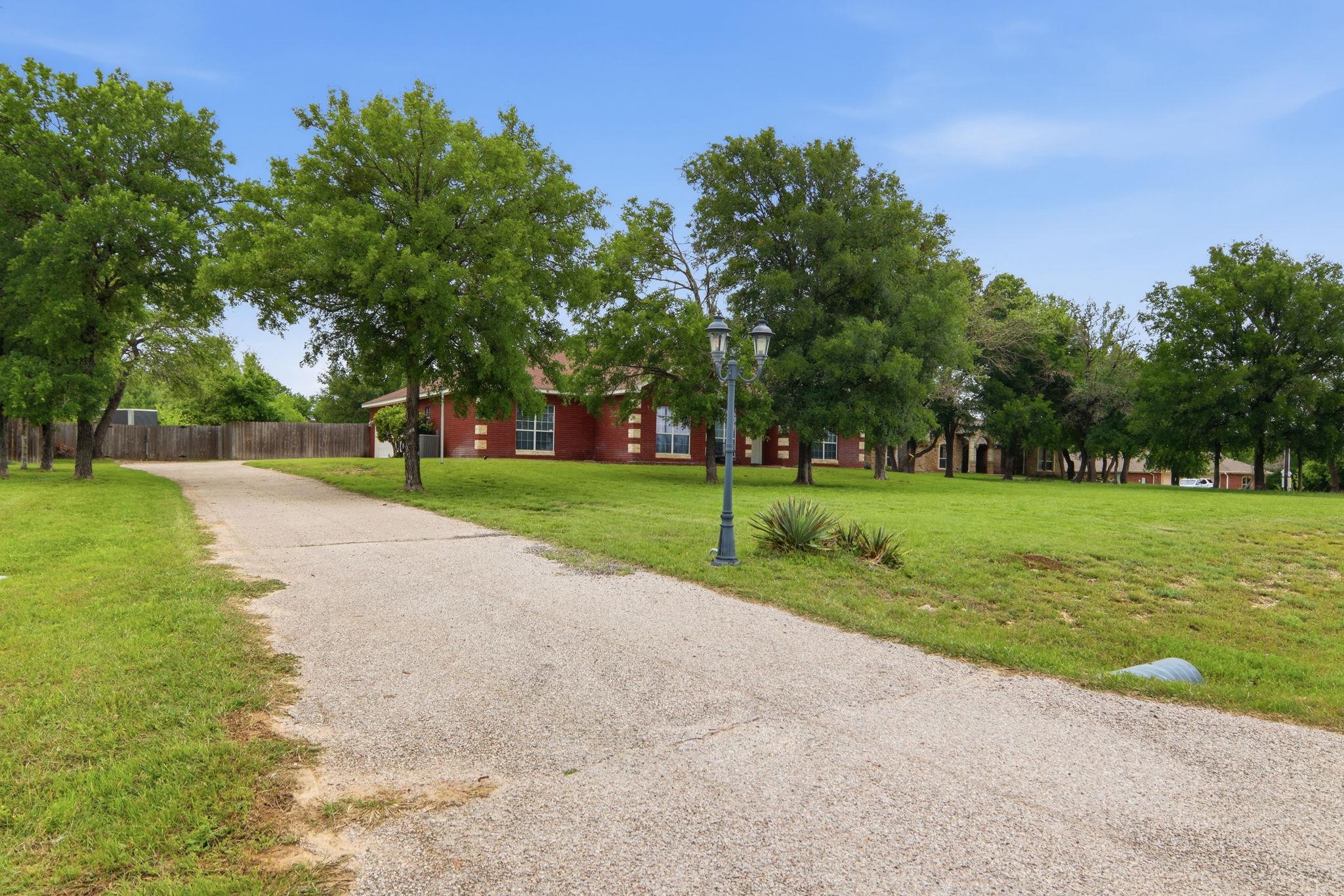 1398 County Road 3152, Kempner, TX 76539