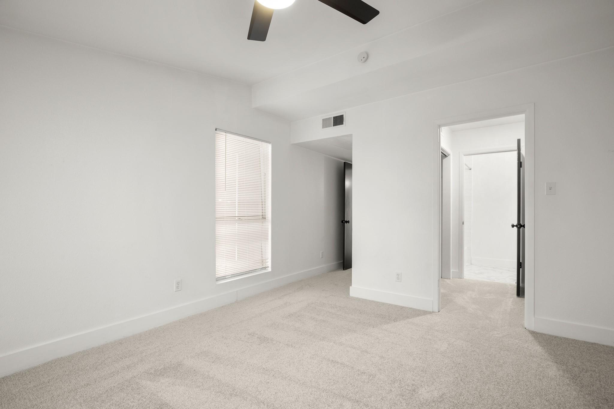 909 Reinli St # 103, Austin, TX 78751